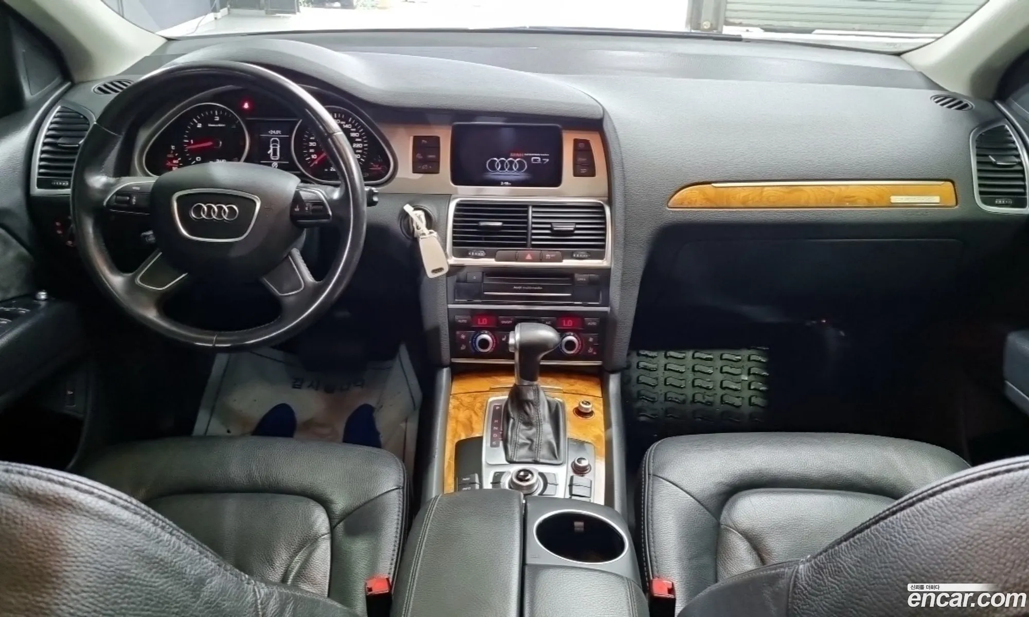 Audi Q7 2013 — 14