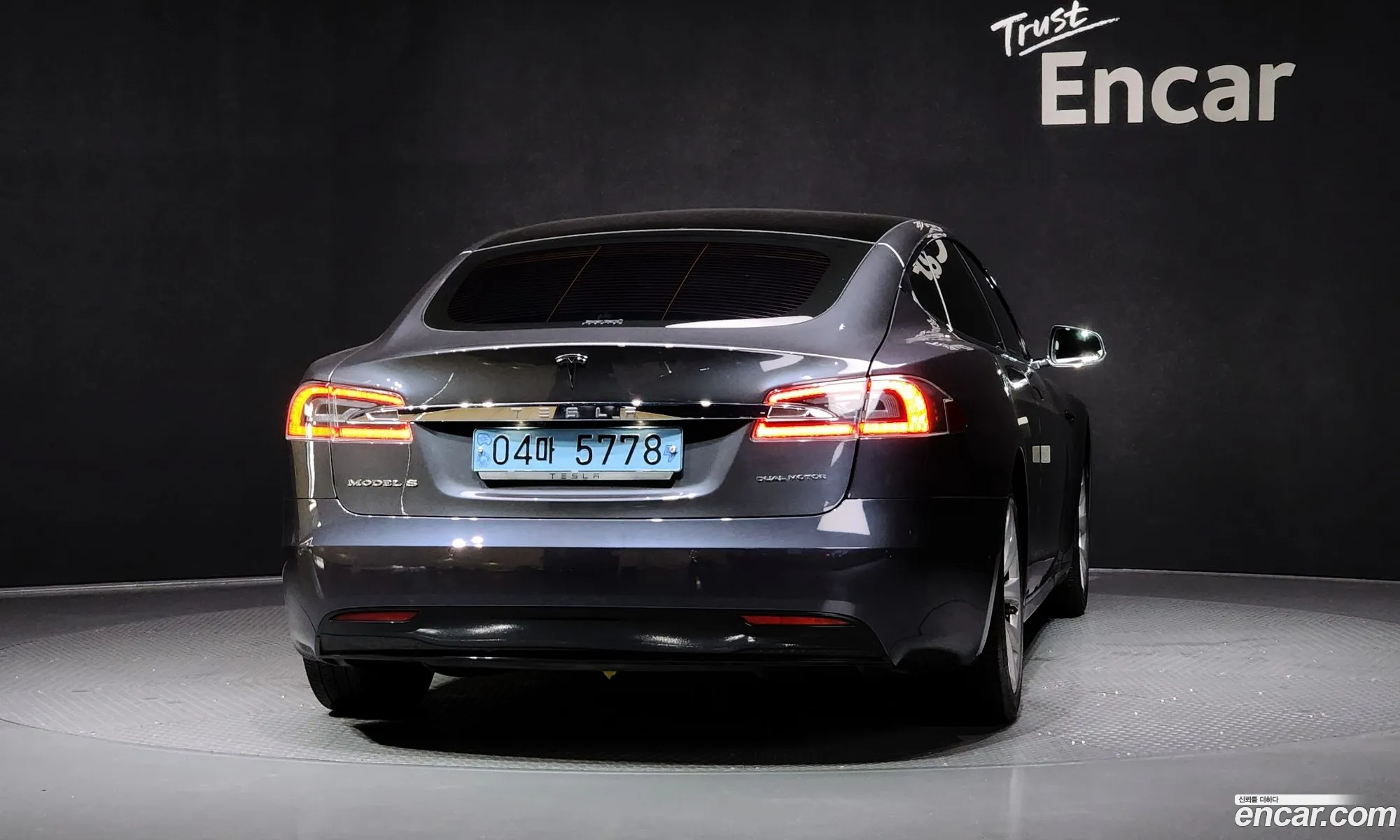 Tesla Model S 2018 5YJSA1E26JF273680 — 13