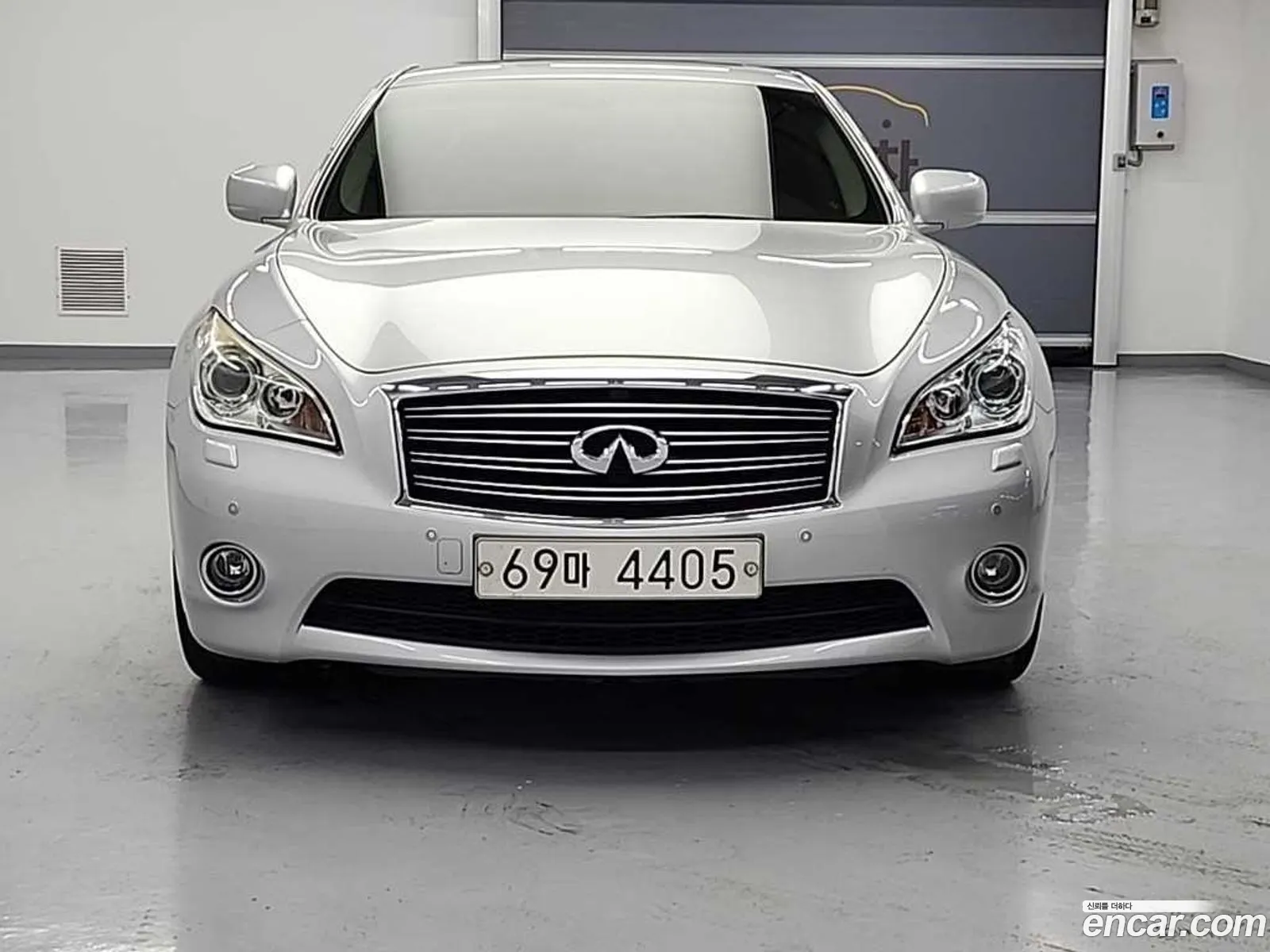Infiniti M37 2011 — 14