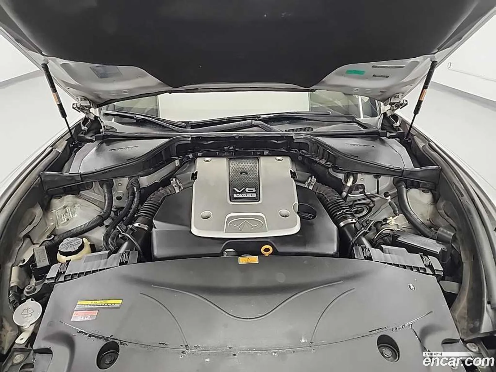 Infiniti M37 2011 — 6