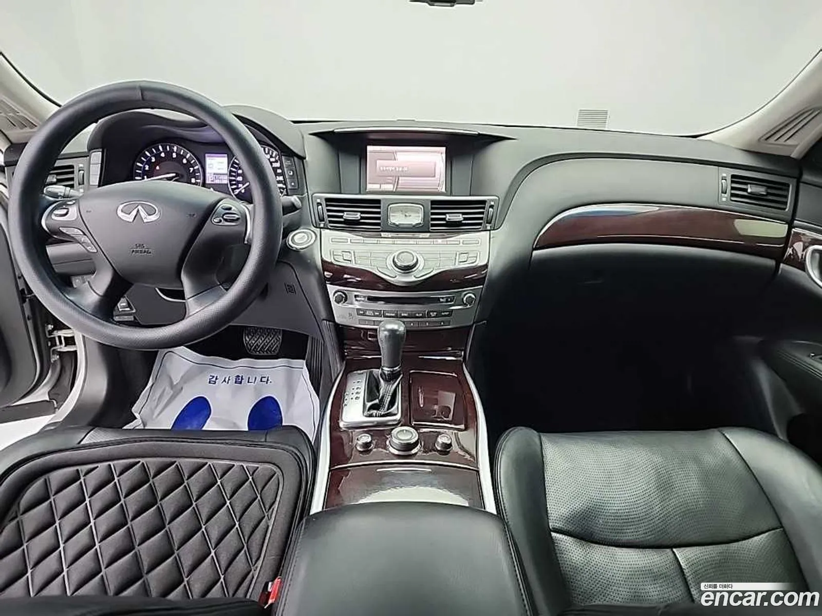Infiniti M37 2011 — 3