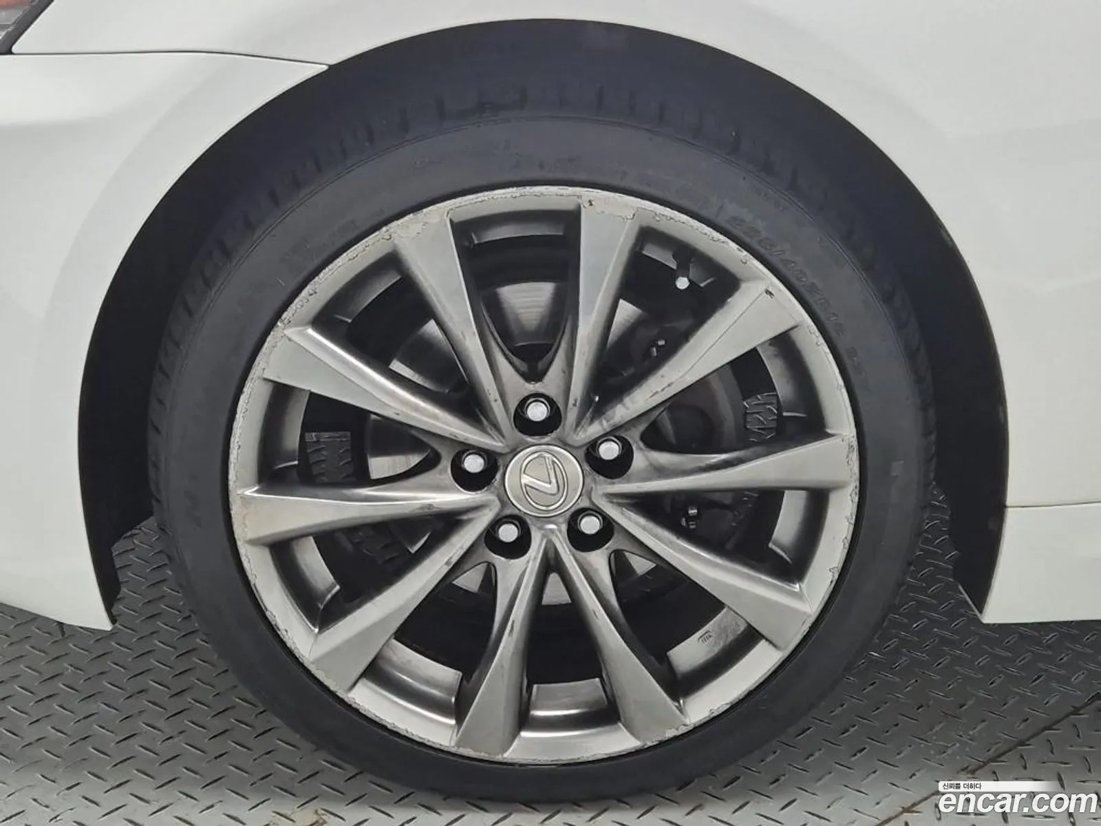 Lexus IS250 2012 — 9