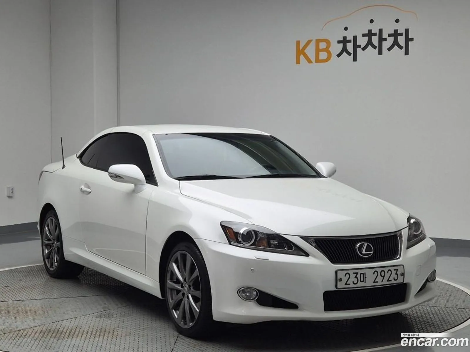 Lexus IS250 2012 — 2