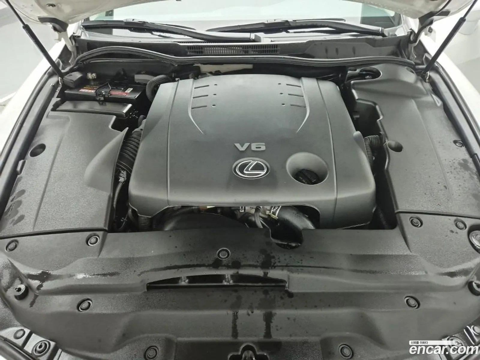 Lexus IS250 2012 — 17