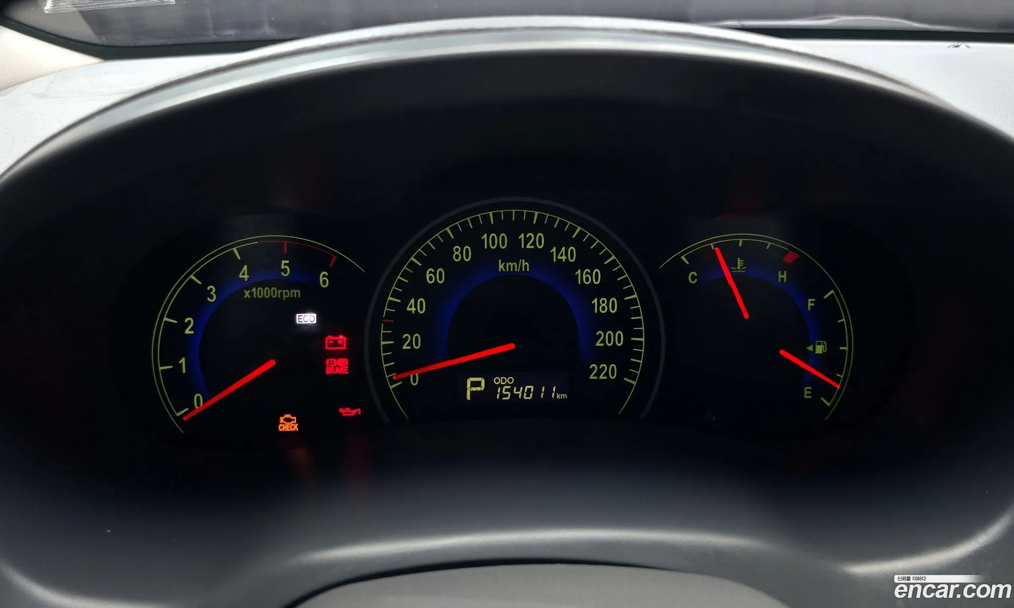 Kia Carnival R 2010 — 11