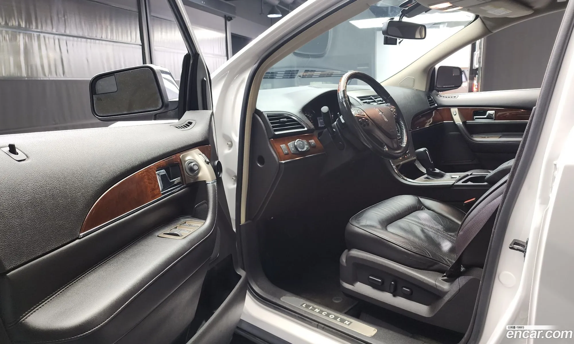 Lincoln MKX 2012 — 12