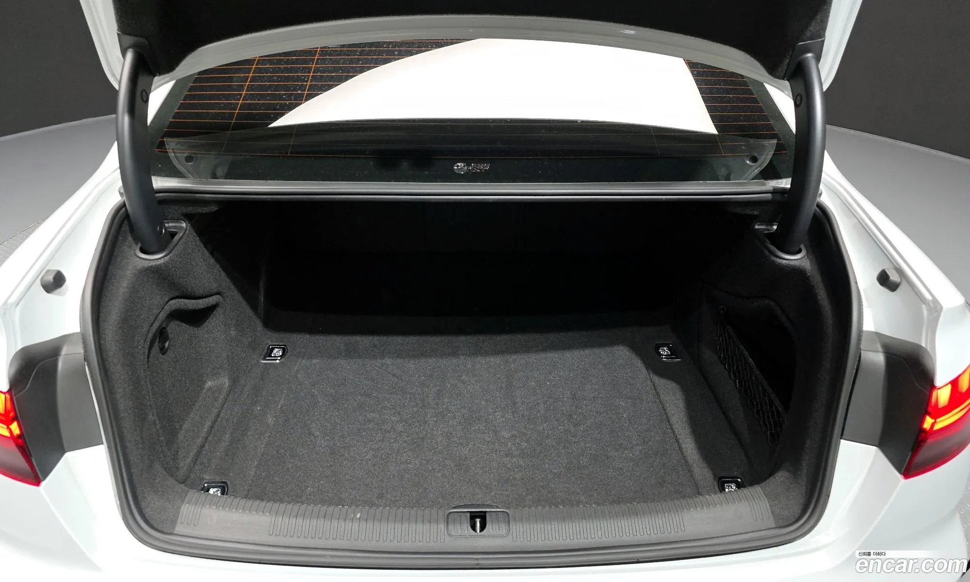 Audi A4 2021 WAUZZZF43MN001077 — 13