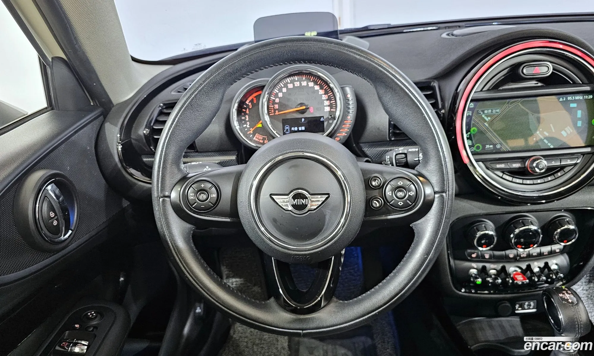 Mini Cooper D Clubman 2017 WMWLR910 — 6