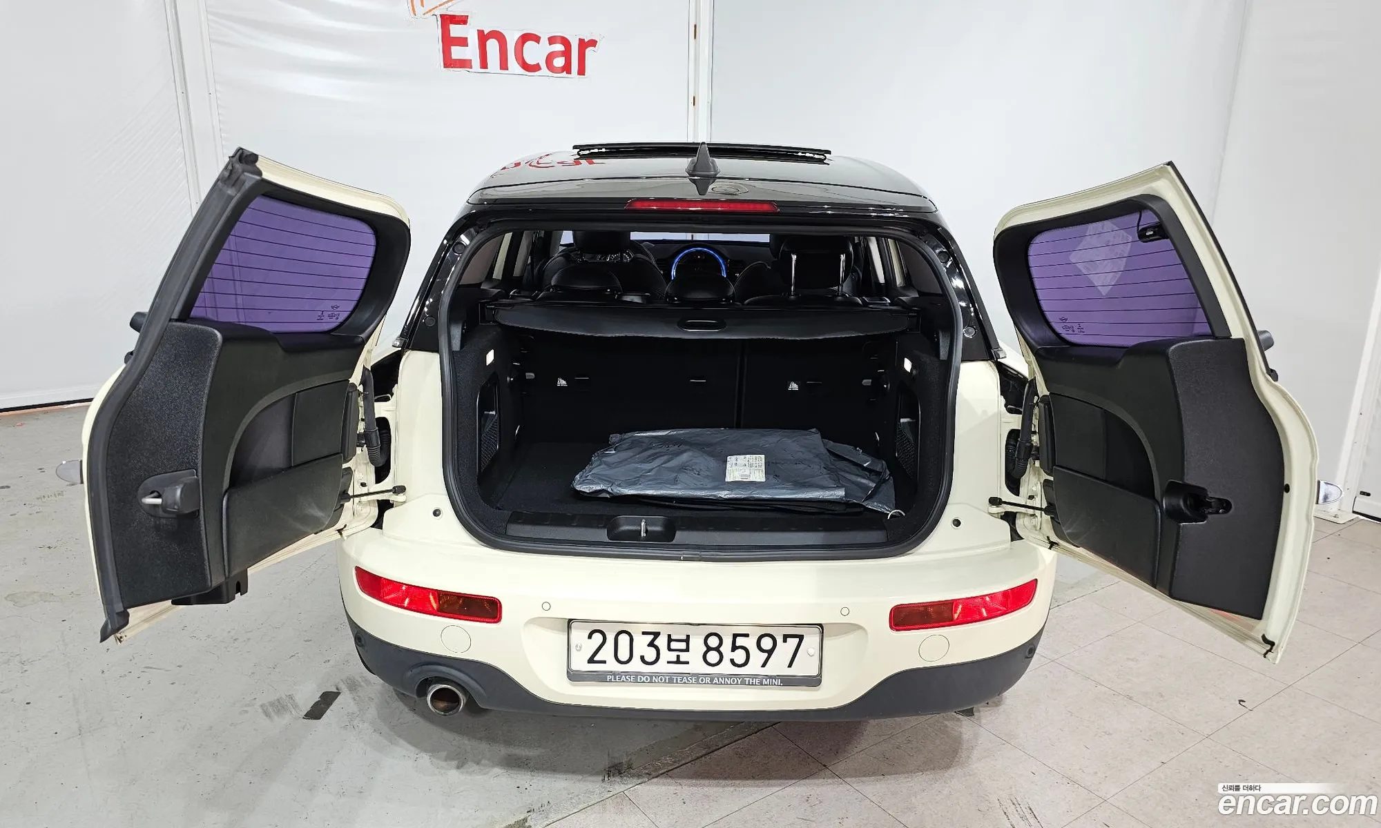 Mini Cooper D Clubman 2017 WMWLR910 — 11