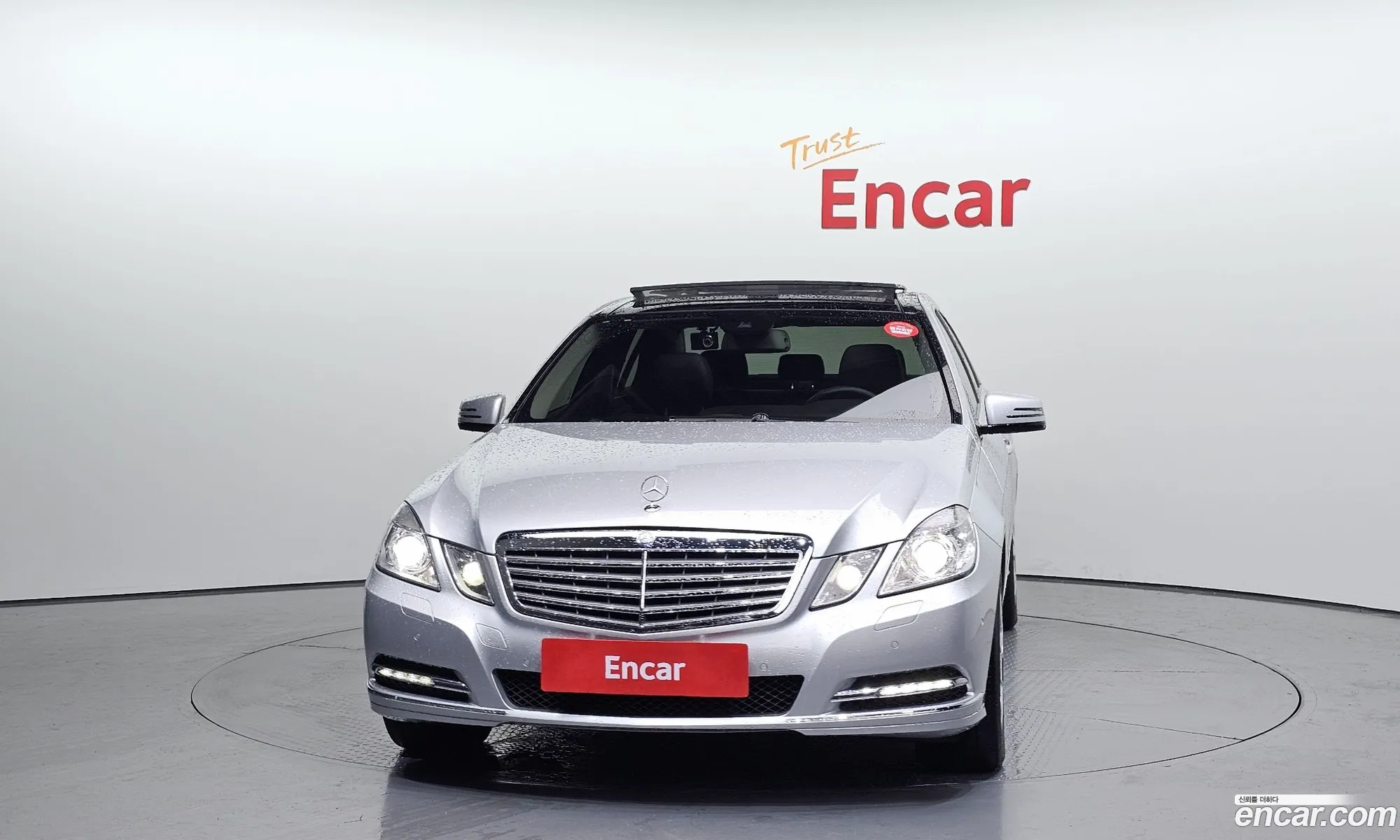 Mercedes-Benz E-Class W212 2013 WDDHF5FB6DA728242 — 16
