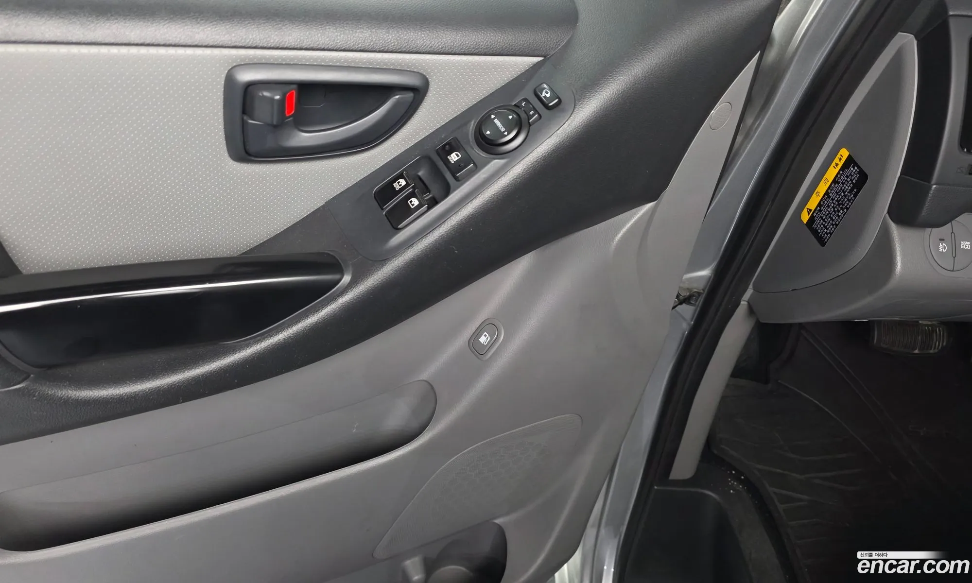 Hyundai Grand Starex 2018 — 15