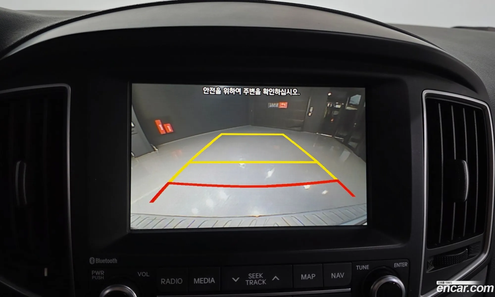 Hyundai Grand Starex 2018 — 11