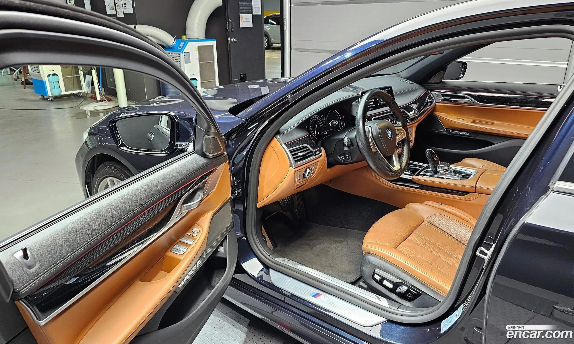 BMW 7 Series 2017 WBA7C4101HG947172 — 4
