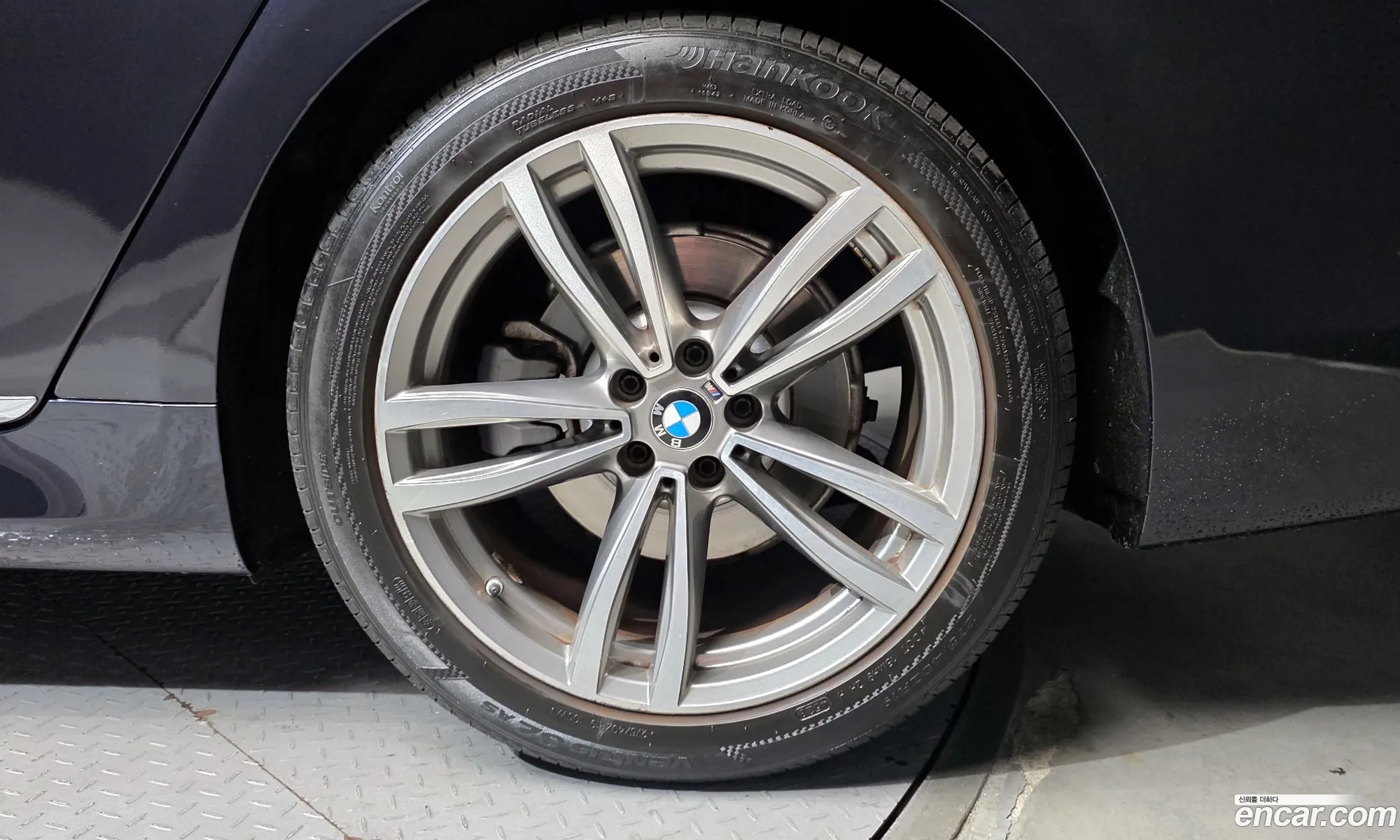 BMW 7 Series 2017 WBA7C4101HG947172 — 5