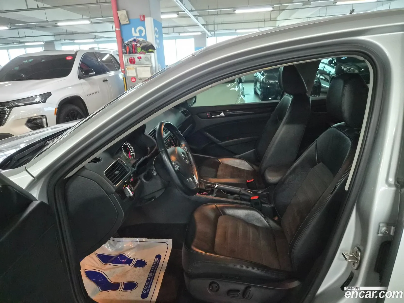 Volkswagen Passat 2014 — 16
