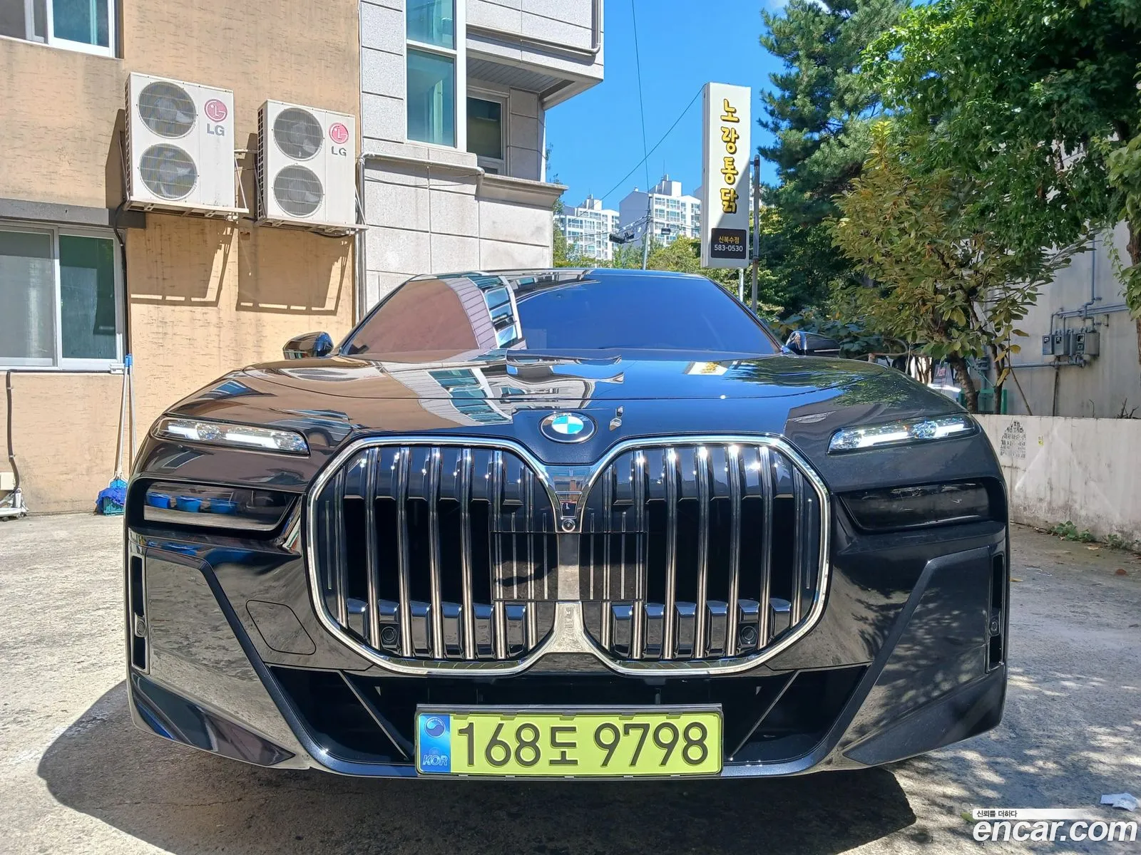BMW 7 Series 2025 — 18