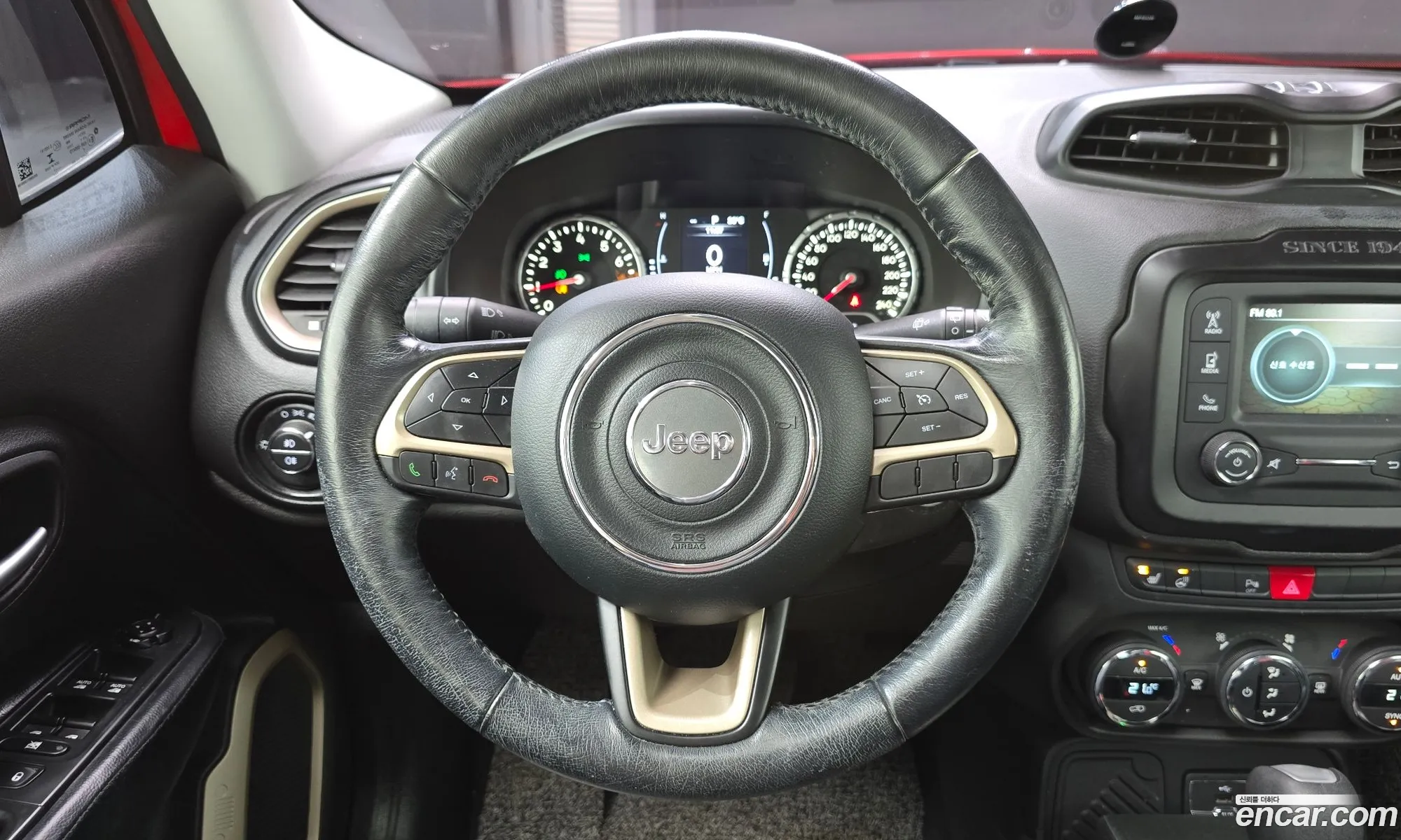 Jeep Renegade 2017 1C4BU0000HPF73865 — 2