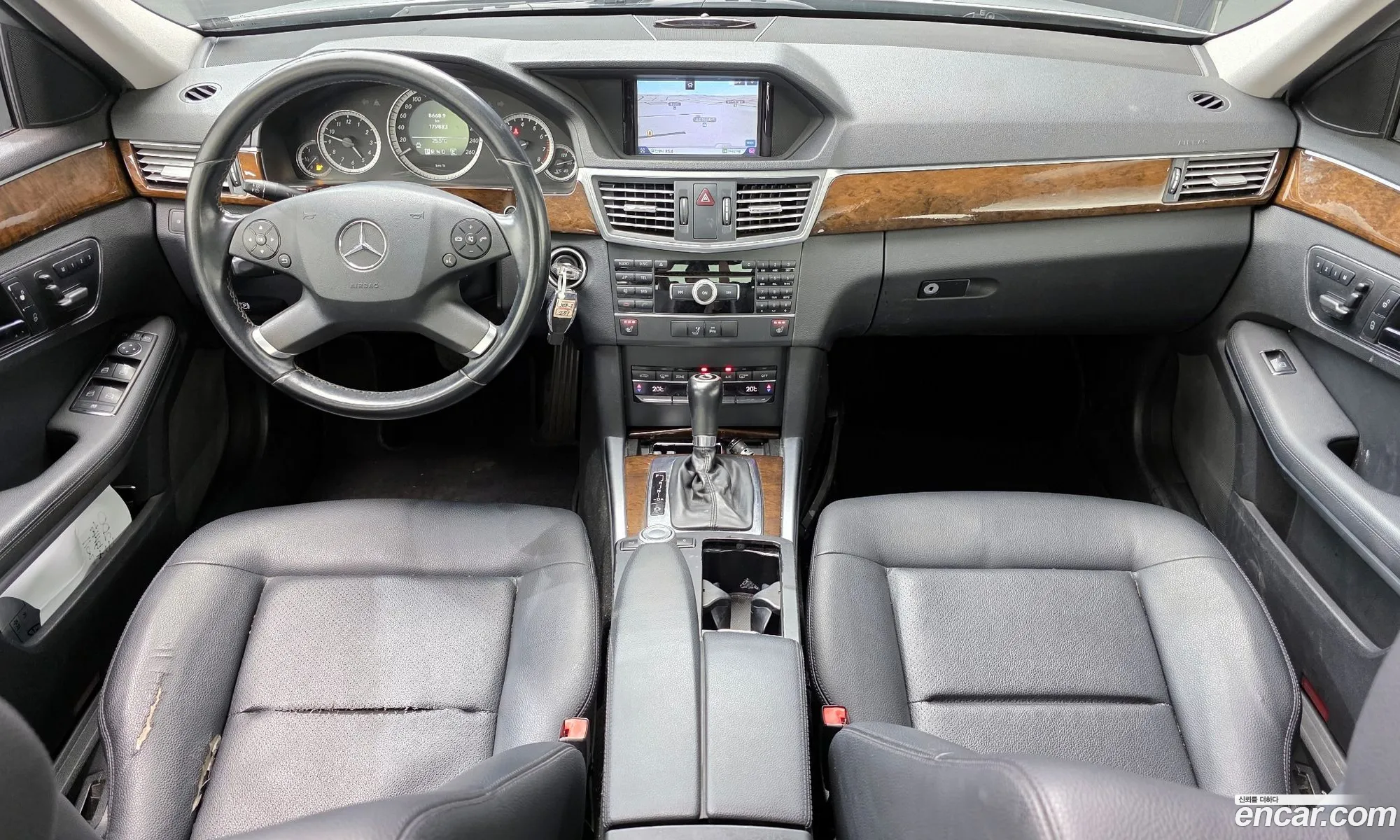 Mercedes-Benz E-Class W212 2011 WDDHF4JB1BA442913 — 2
