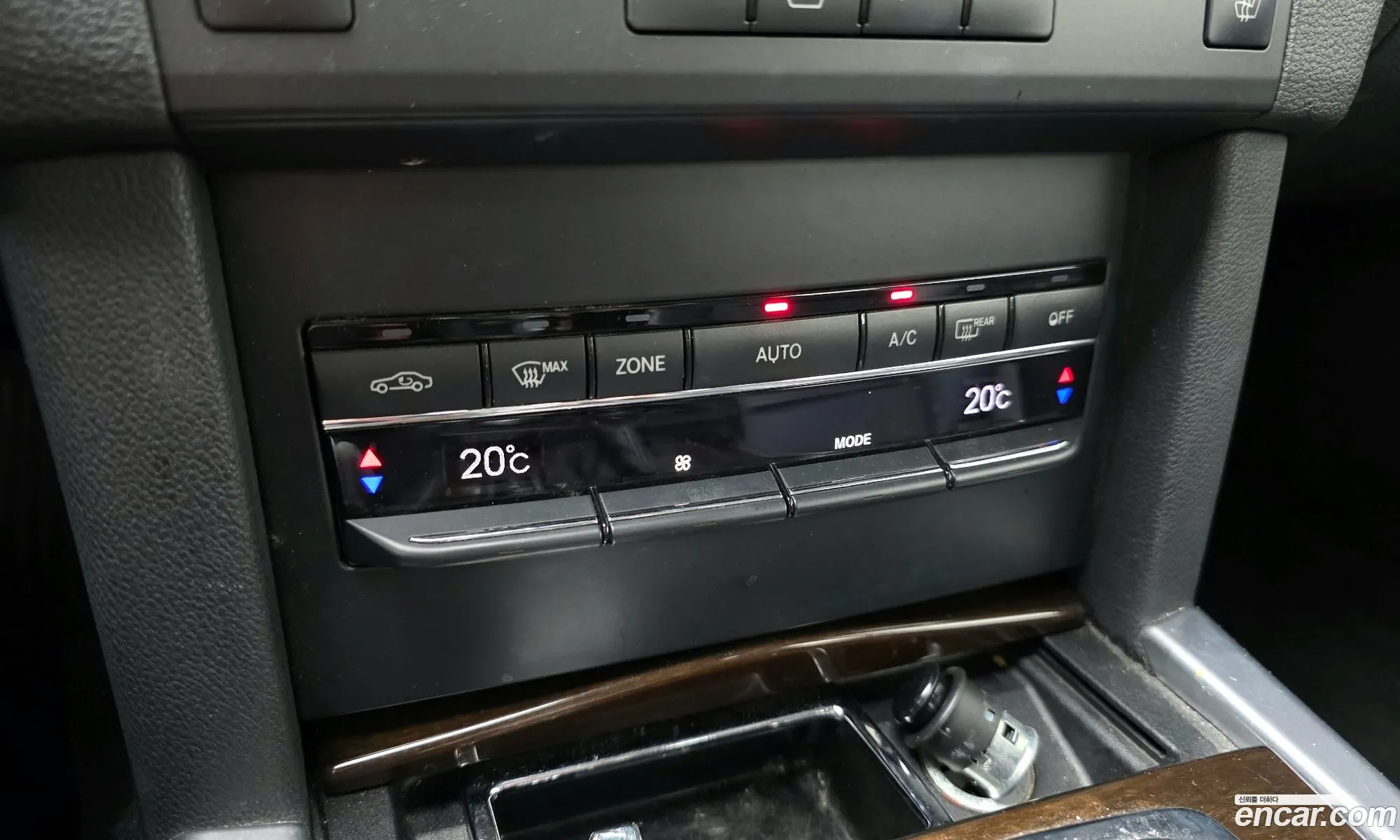 Mercedes-Benz E-Class W212 2011 WDDHF4JB1BA442913 — 7