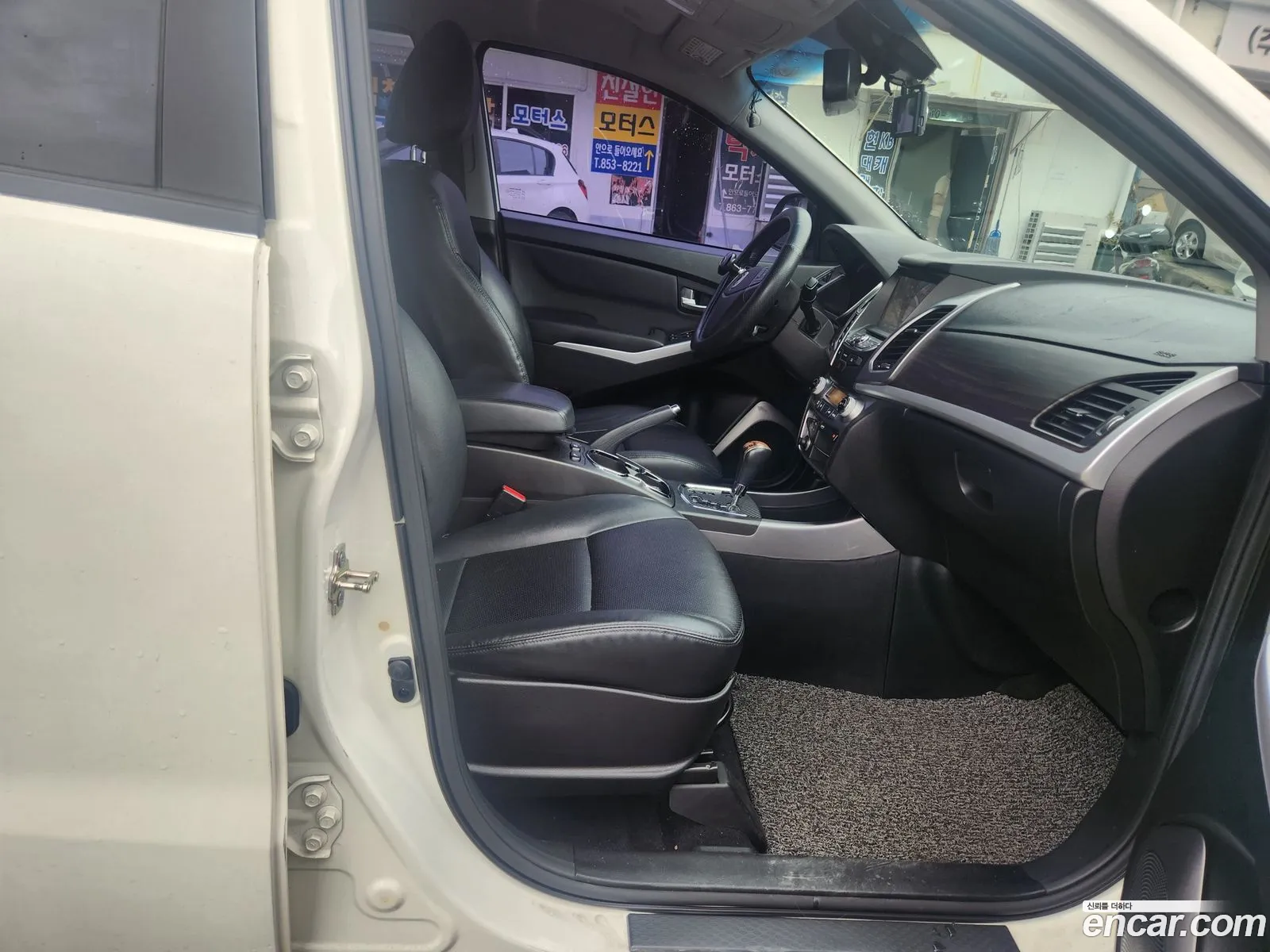 KG Mobility (SsangYong) Korando C 2015 — 15