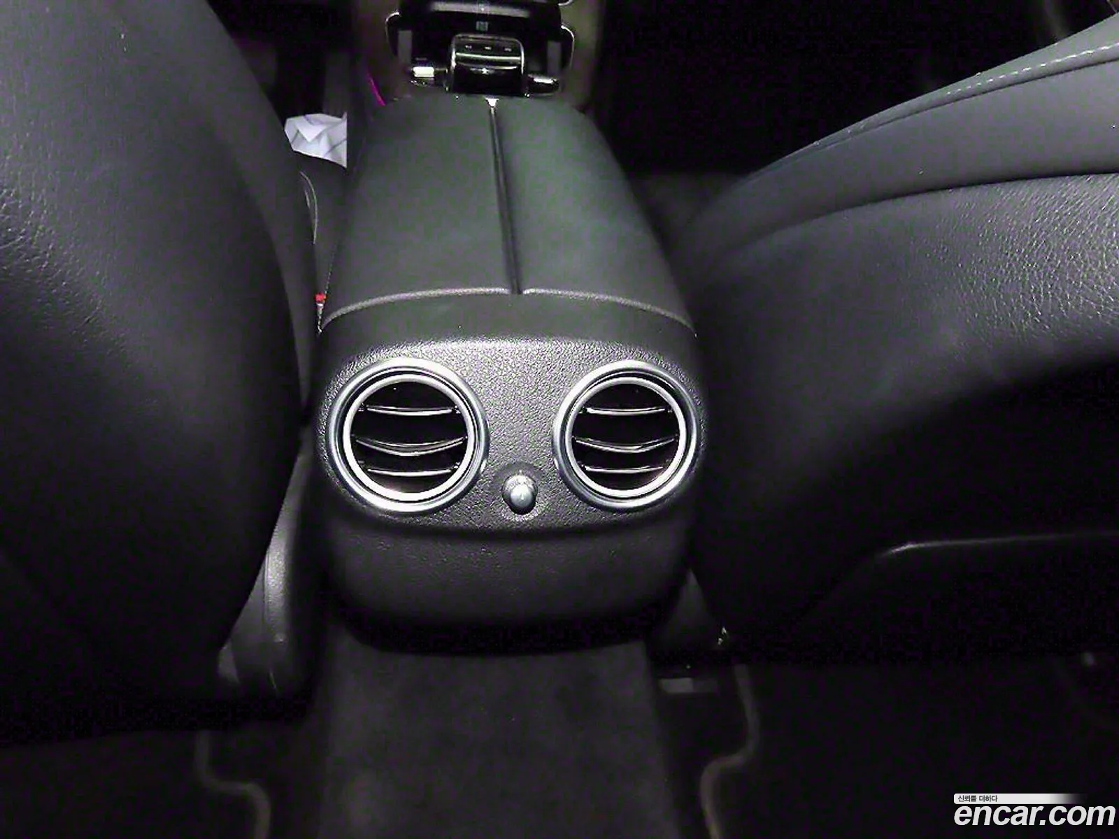 Mercedes-Benz E-Class W213 2019 — 16