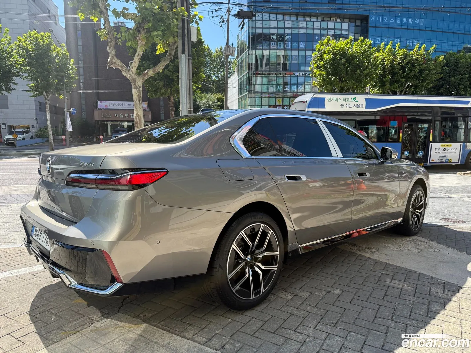 BMW 7 Series 2025 — 15