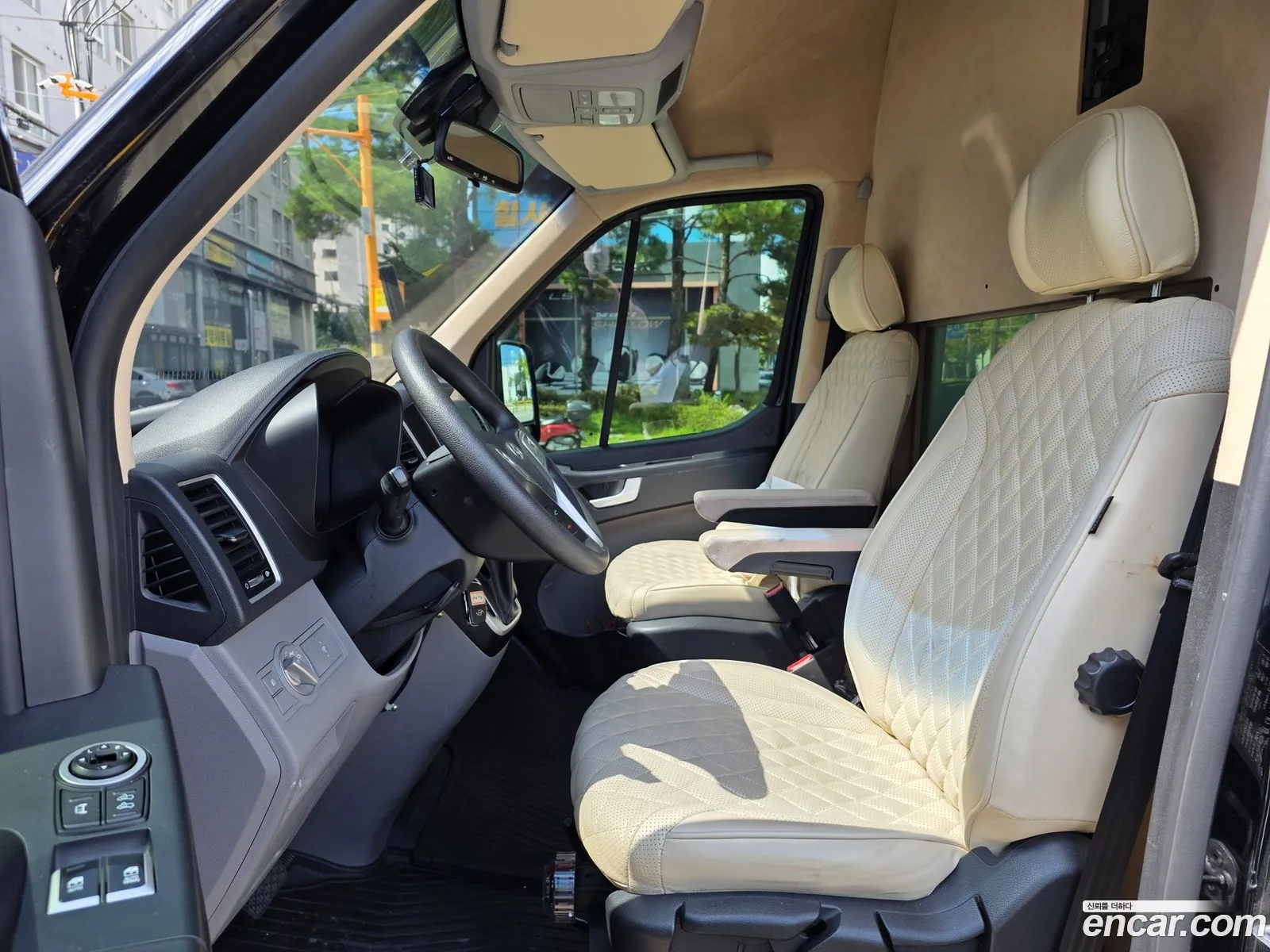 Hyundai Solati 2017 — 6
