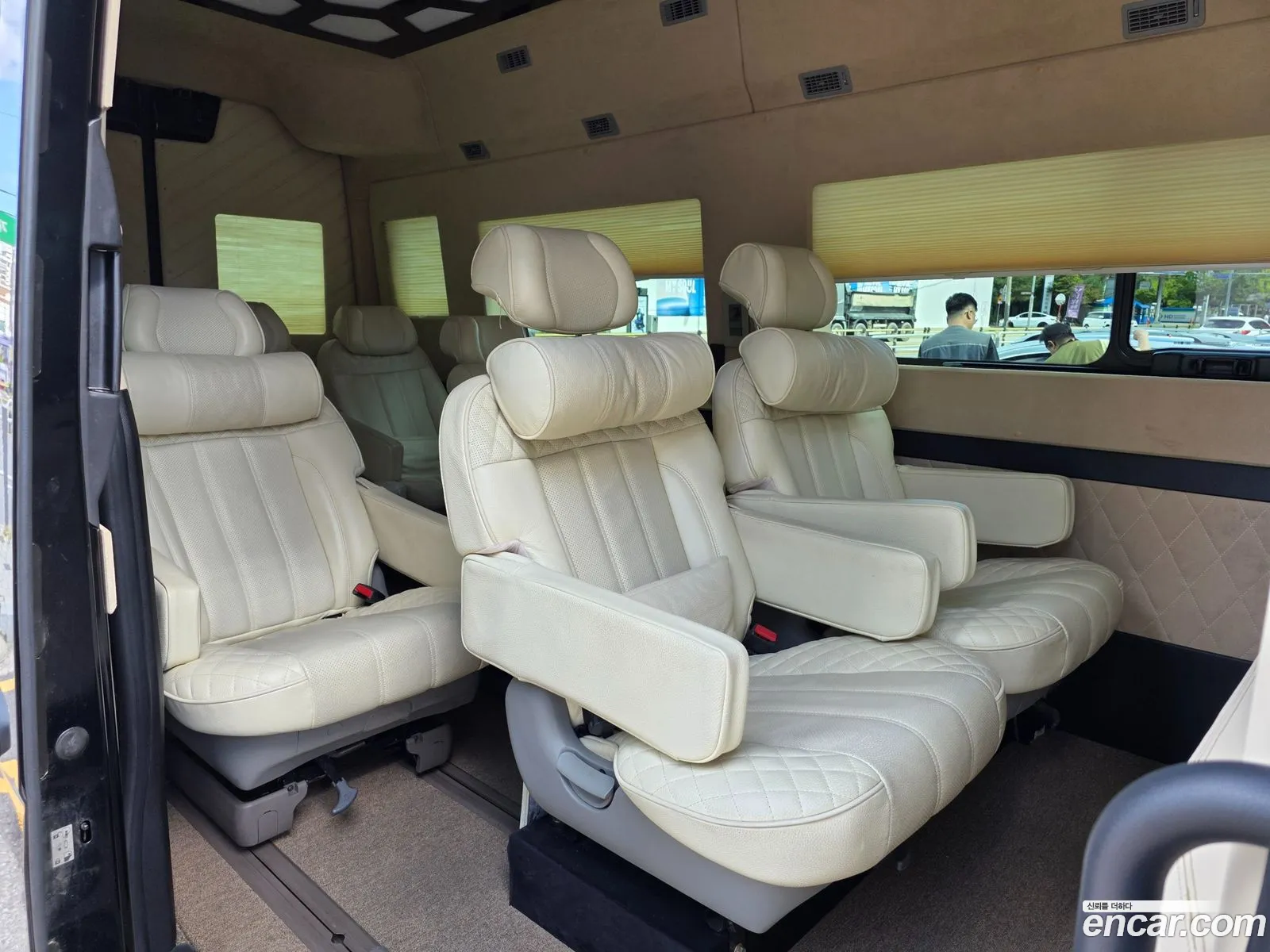 Hyundai Solati 2017 — 8