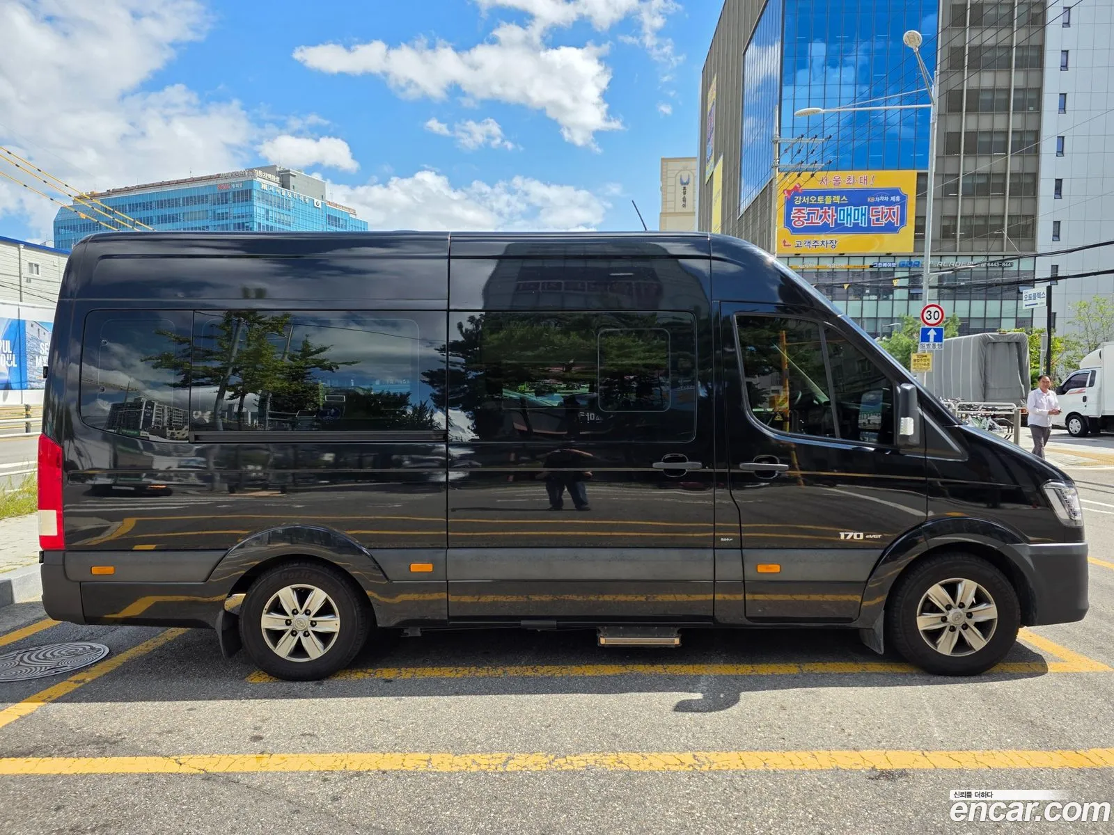 Hyundai Solati 2017 — 4