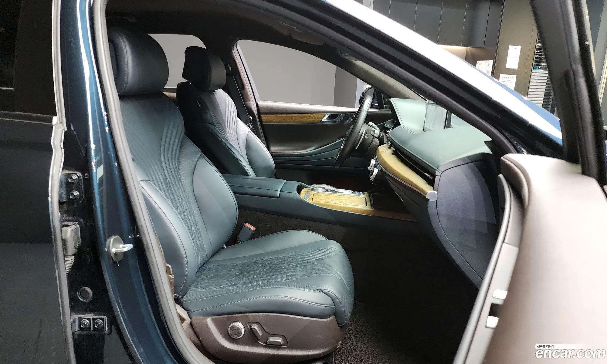Genesis G80 2020 — 12