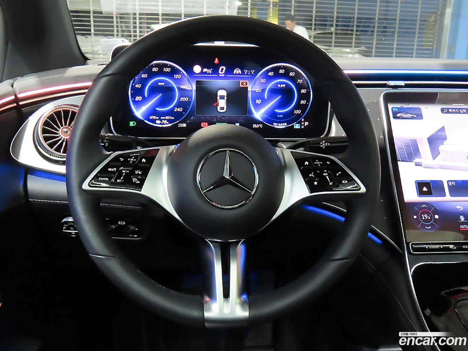 Mercedes-Benz EQE V295 2024 — 11