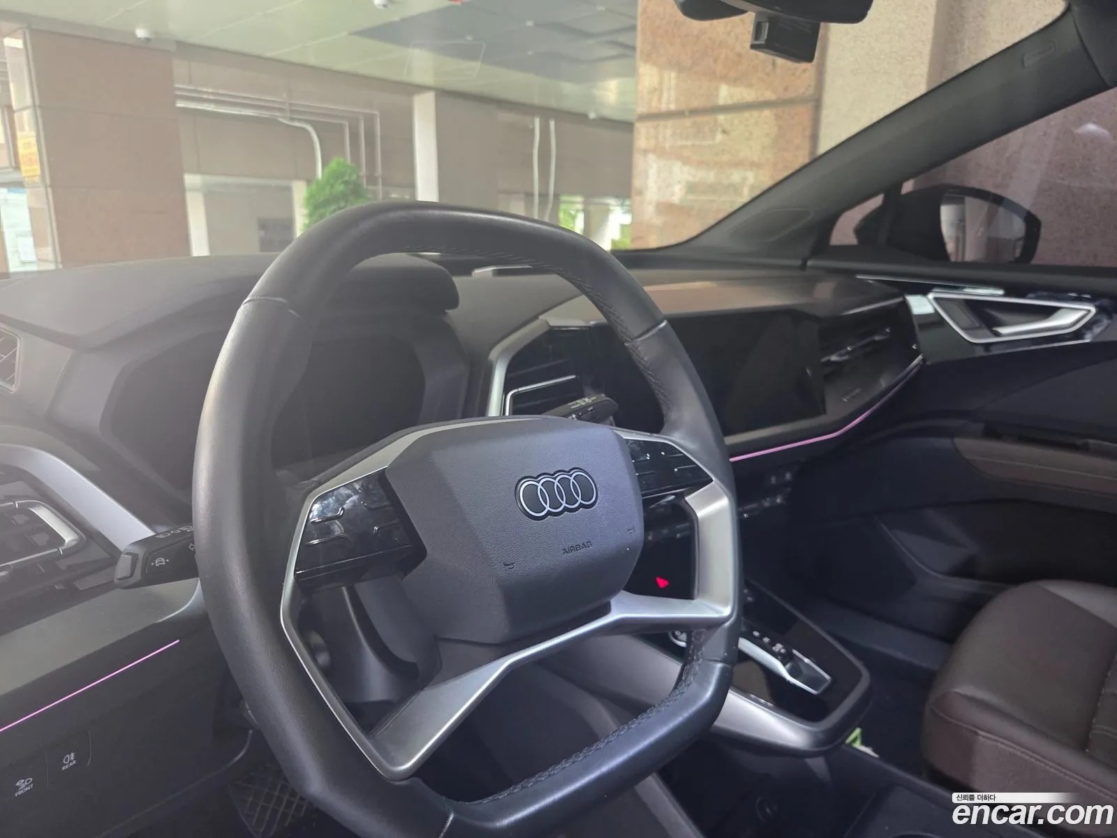Audi Q4 e-tron 2023 — 4