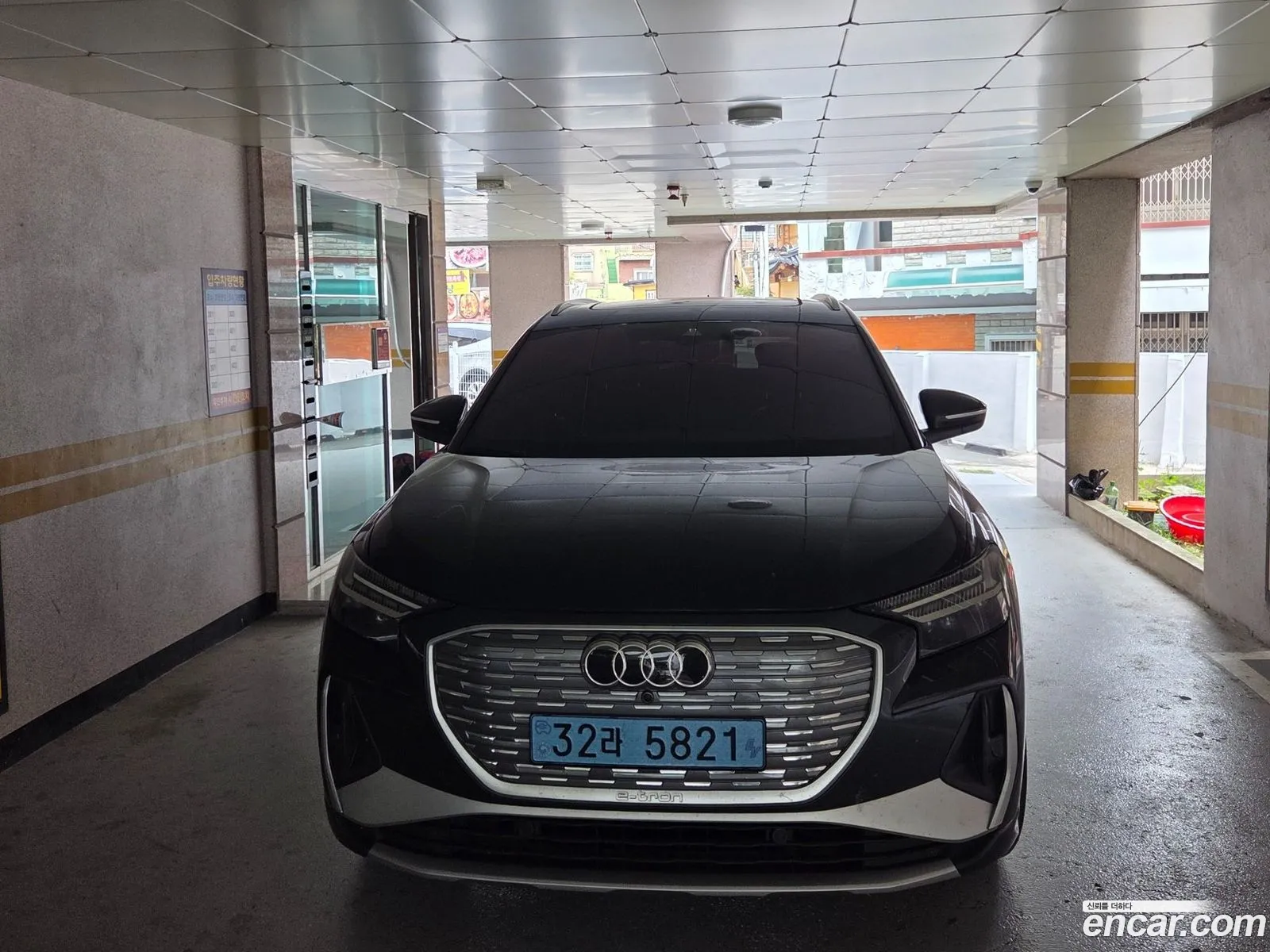 Audi Q4 e-tron 2023 — 11