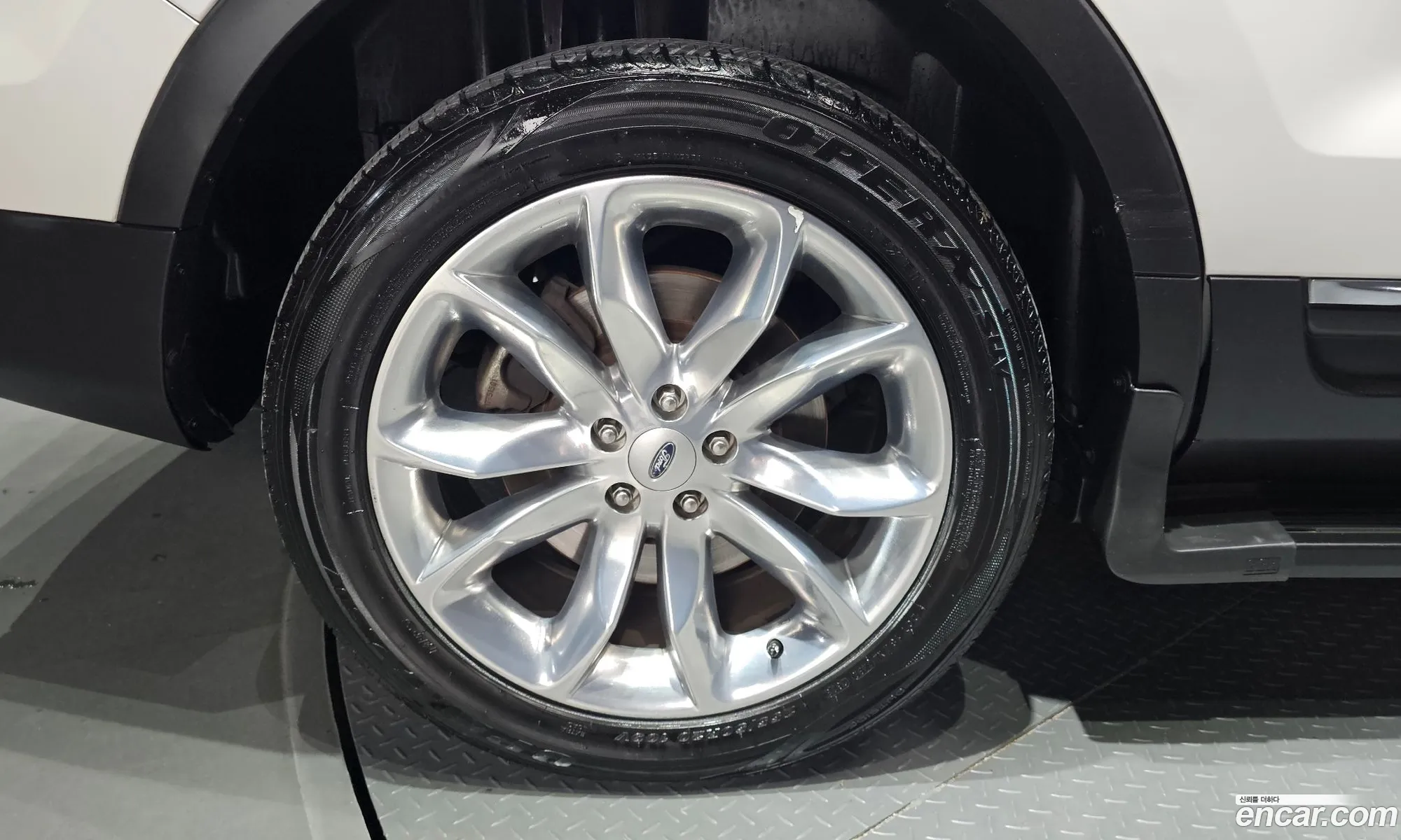 Ford Explorer 2014 1FM5K8F88EGC53136 — 10