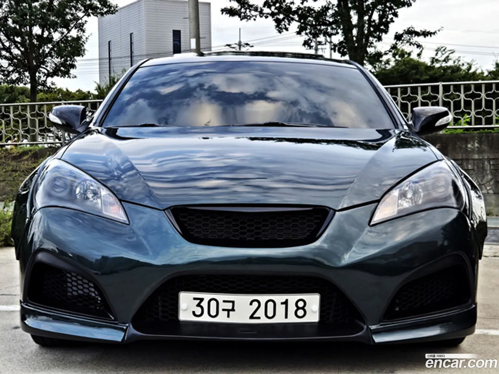 Hyundai Genesis Coupe 2010 — 3