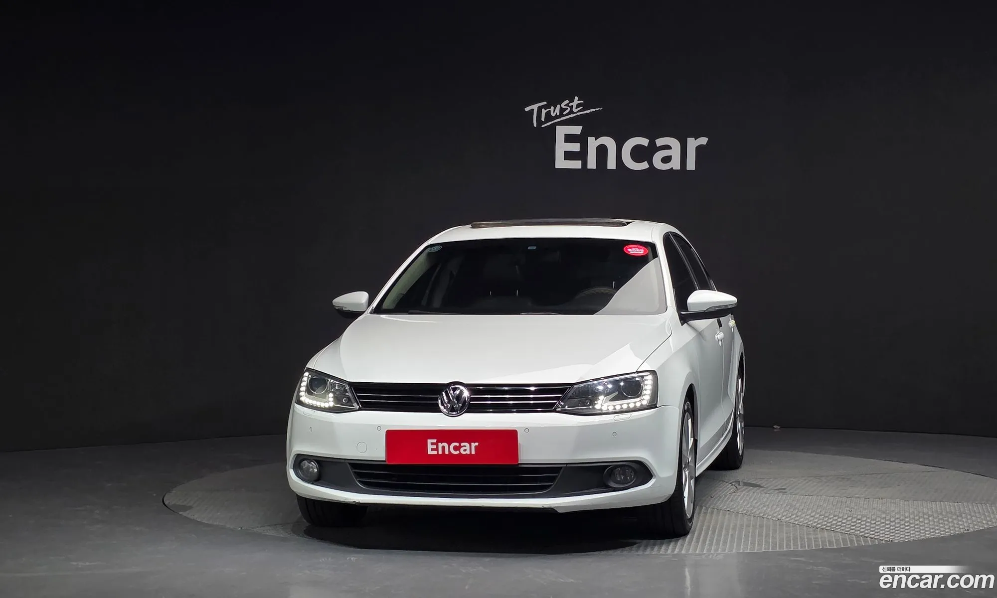 Volkswagen Jetta 2014 — 12
