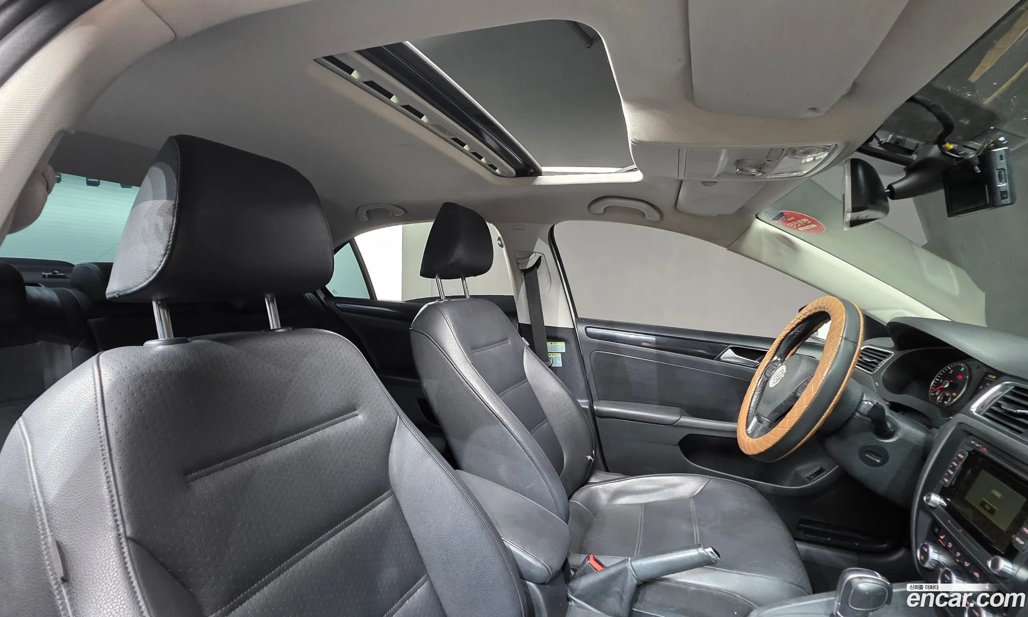 Volkswagen Jetta 2014 — 2
