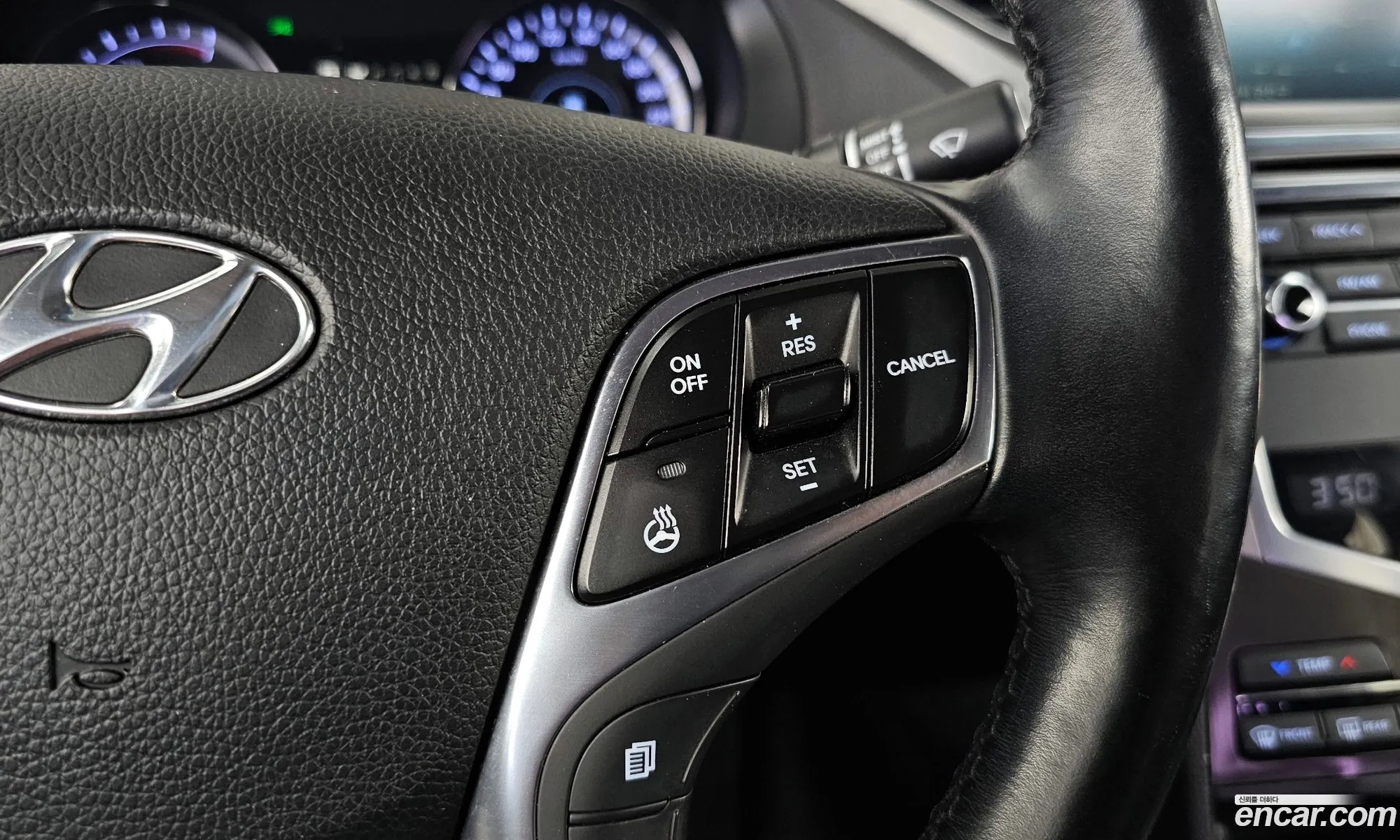 Hyundai Grandeur HG Hybrid 2015 — 12