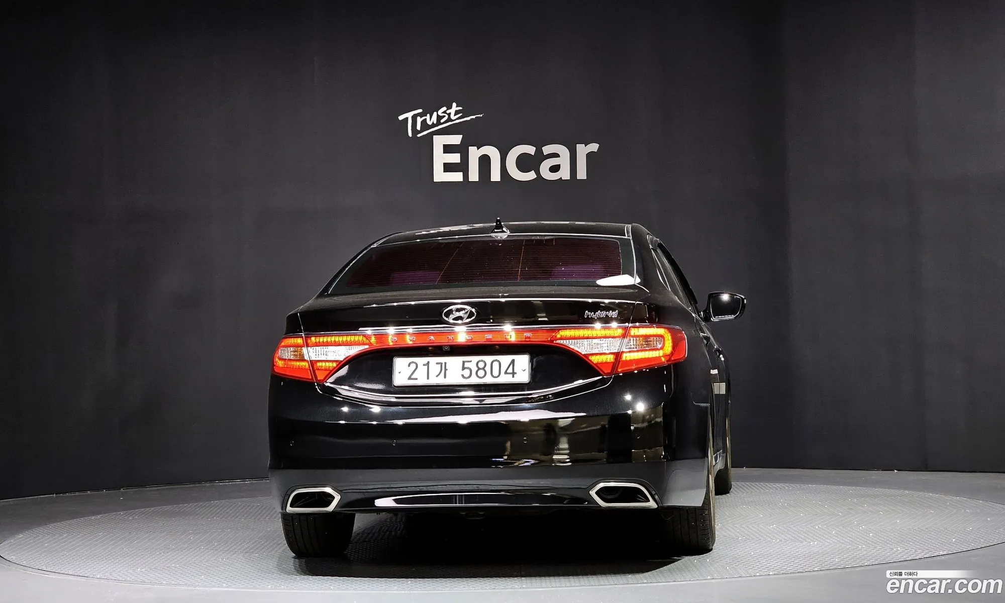 Hyundai Grandeur HG Hybrid 2015 — 10