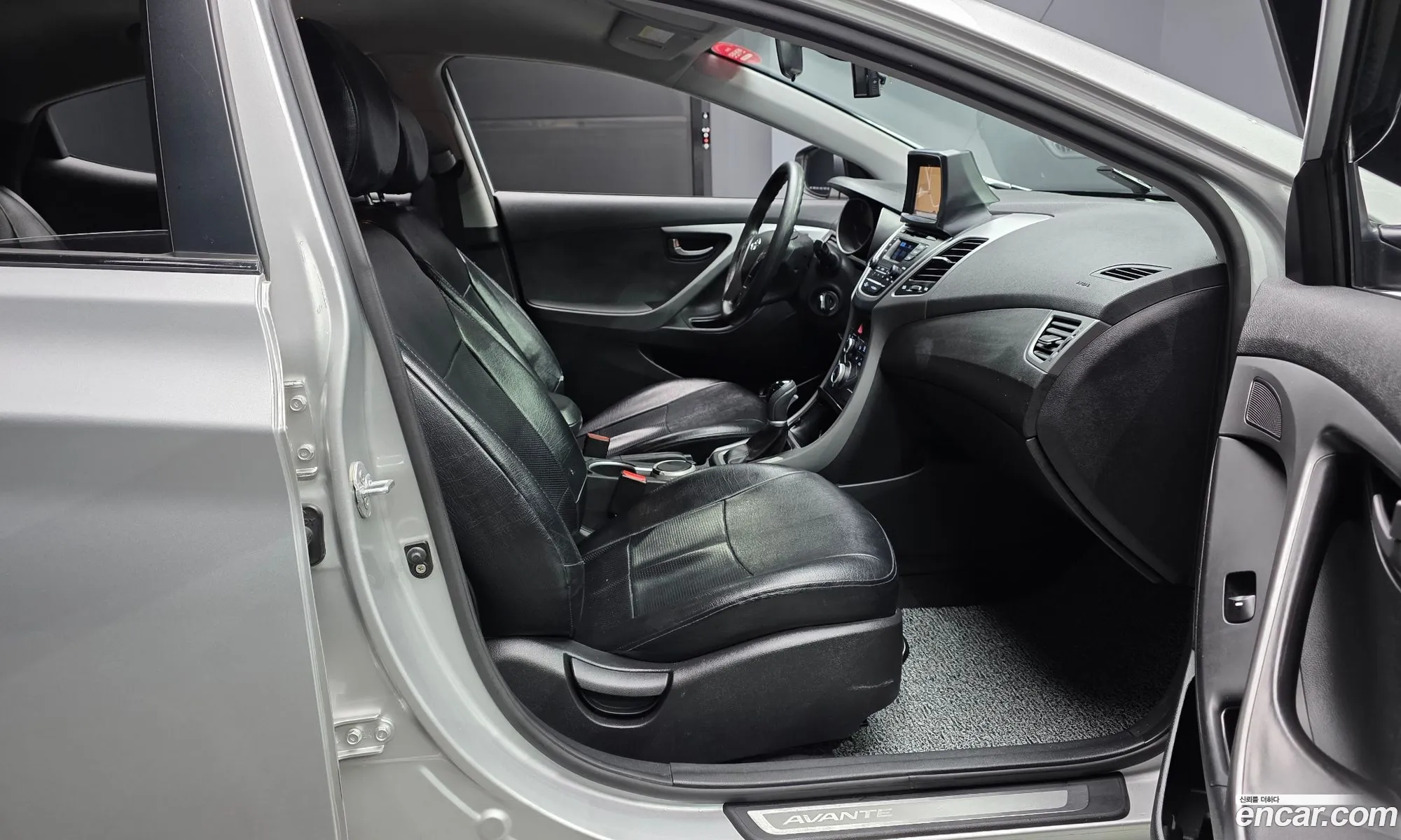 Hyundai Elantra 2013 — 5