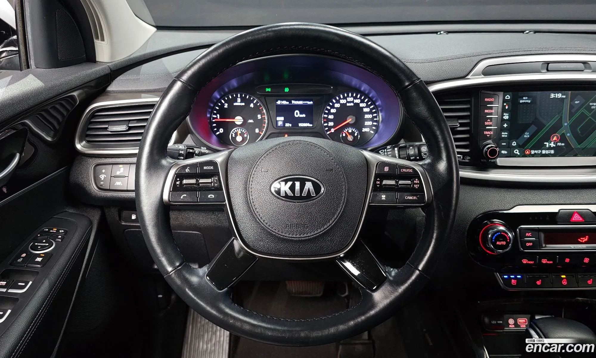 Kia Sorento 2018 KNAPS81ADKA514383 — 2