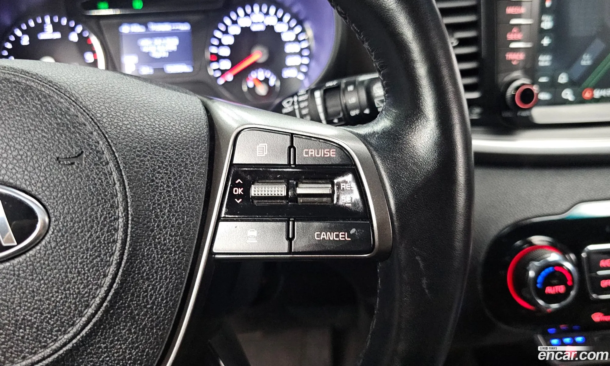 Kia Sorento 2018 KNAPS81ADKA514383 — 16