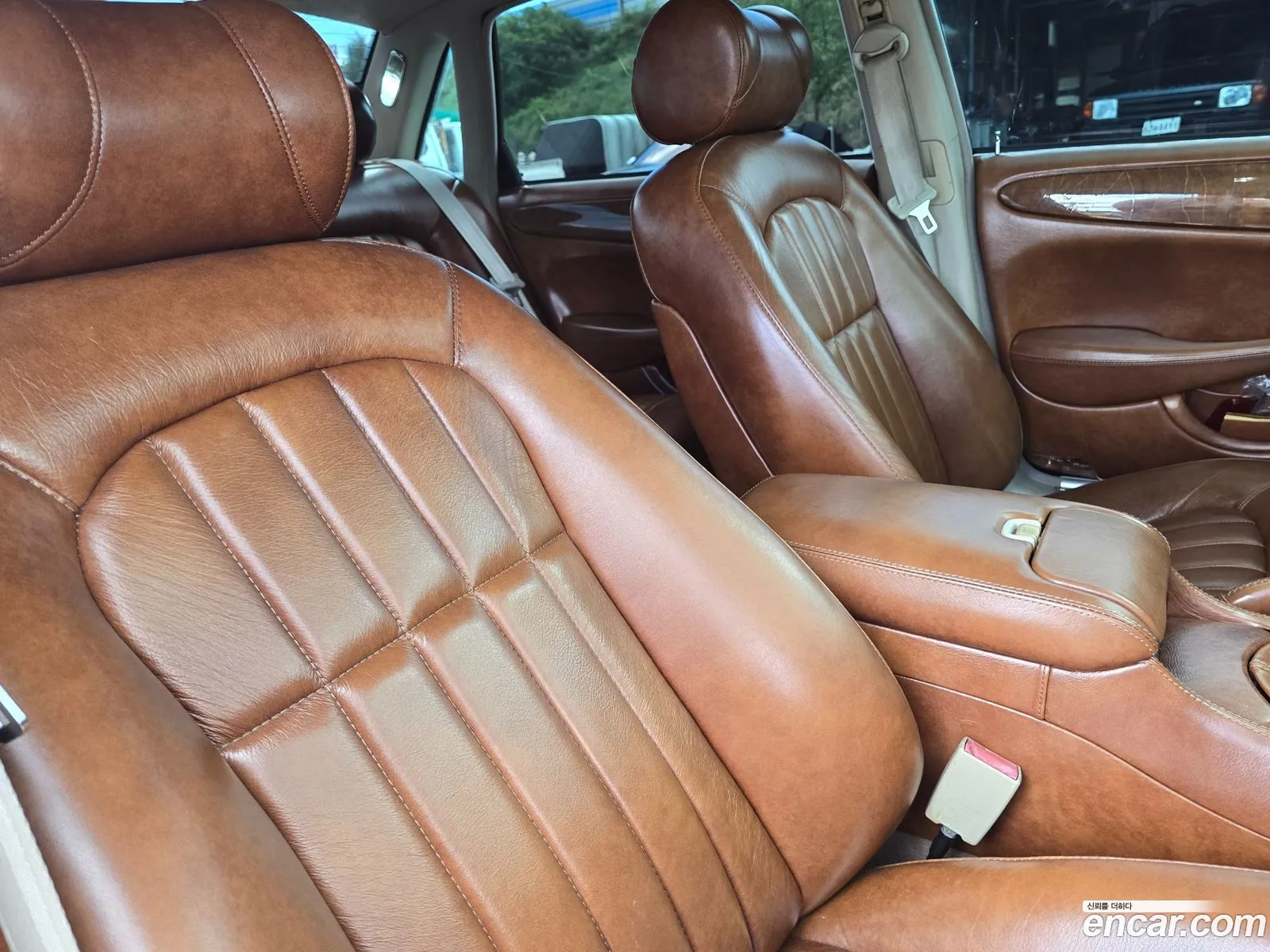 Jaguar XJ8 2001 — 14