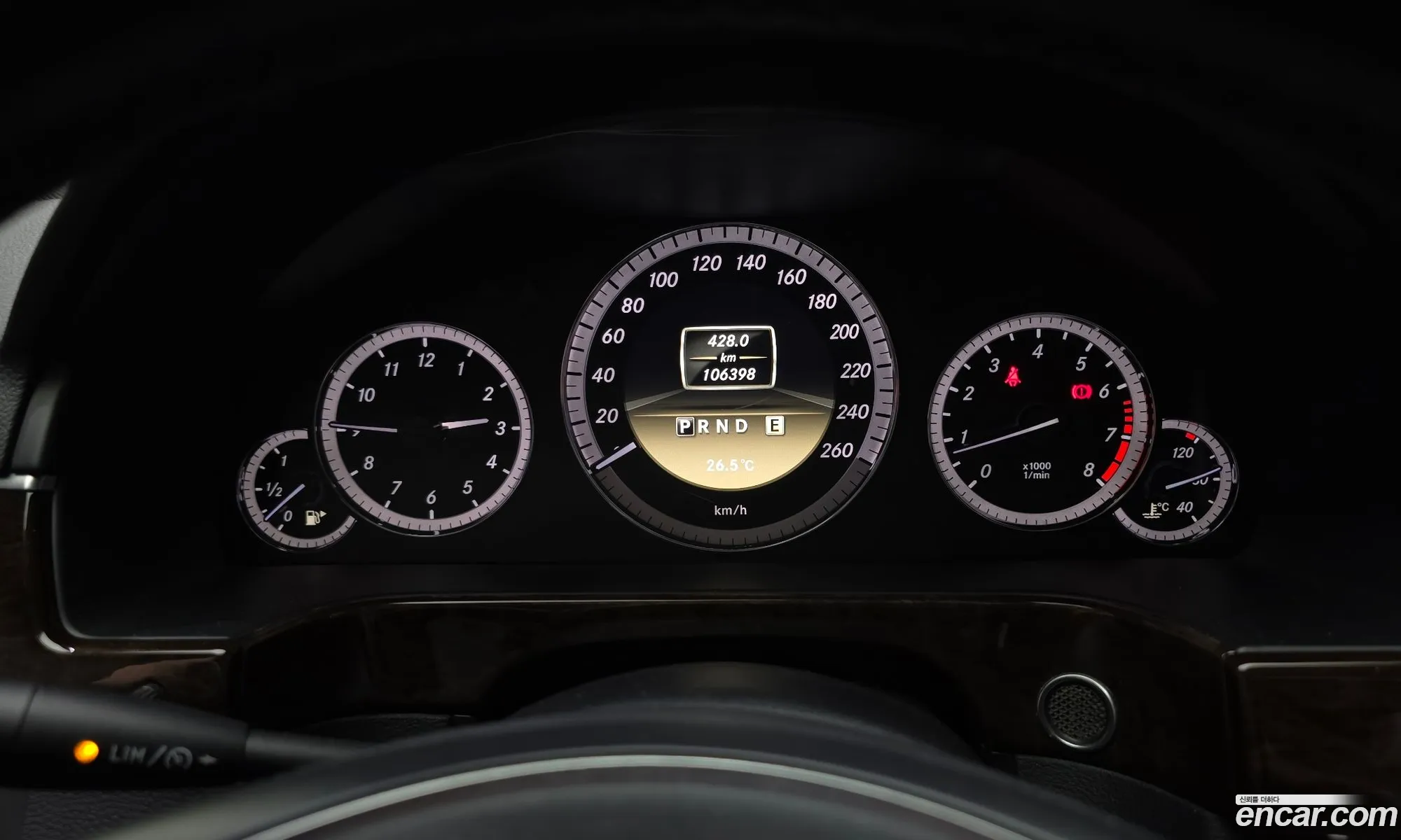 Mercedes-Benz E-Class W212 2011 WDDHF4JB4BA501162 — 18