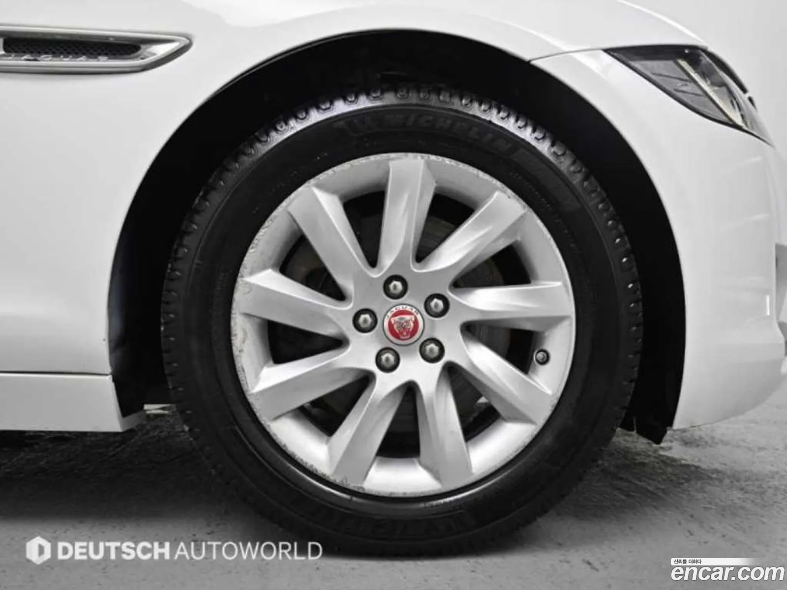 Jaguar XF 2017 — 4