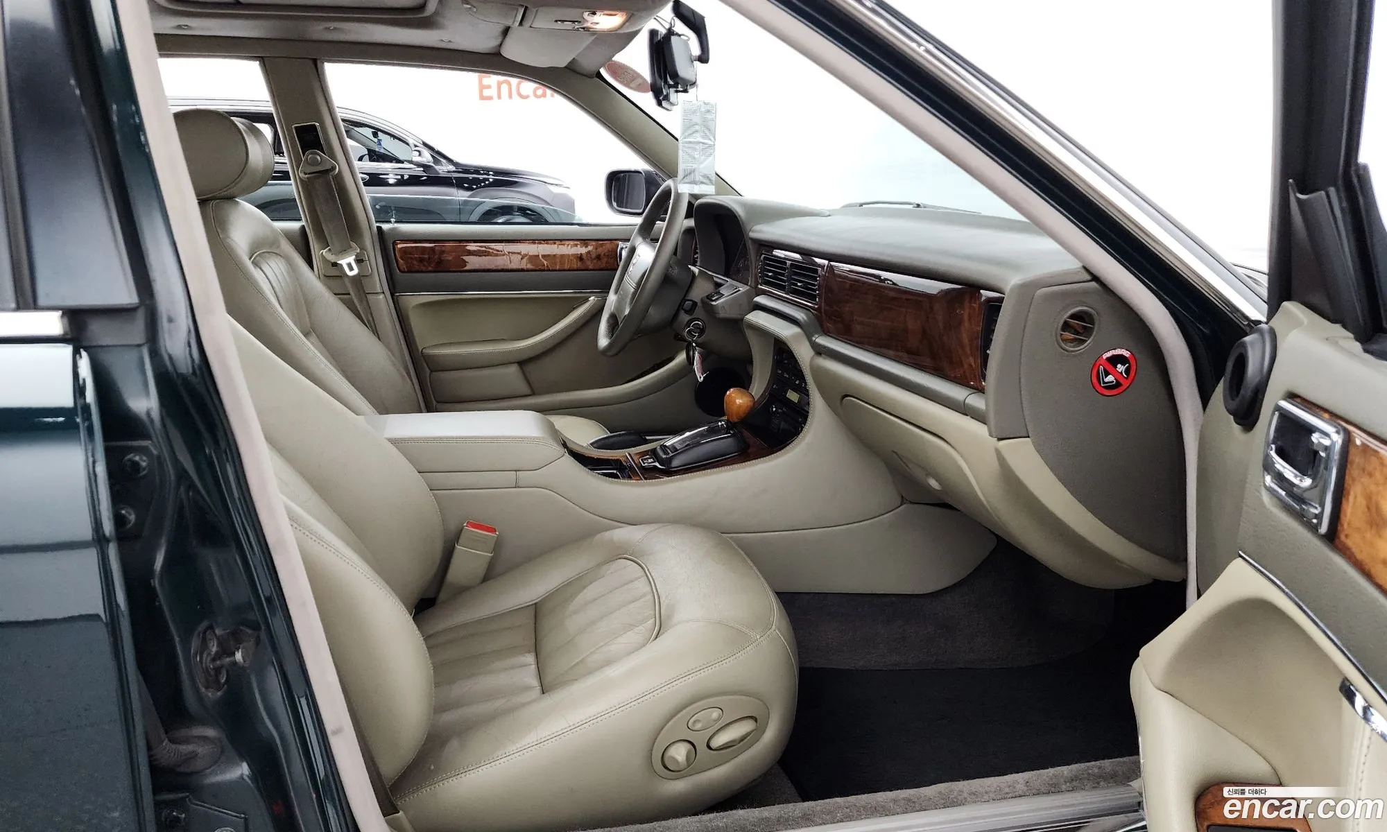 Jaguar XJ6 1996 16166161616262626 — 11