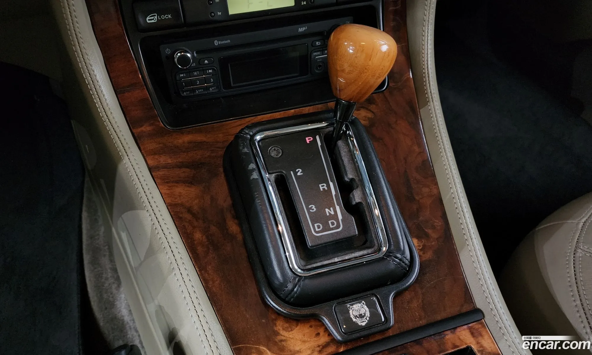 Jaguar XJ6 1996 16166161616262626 — 18