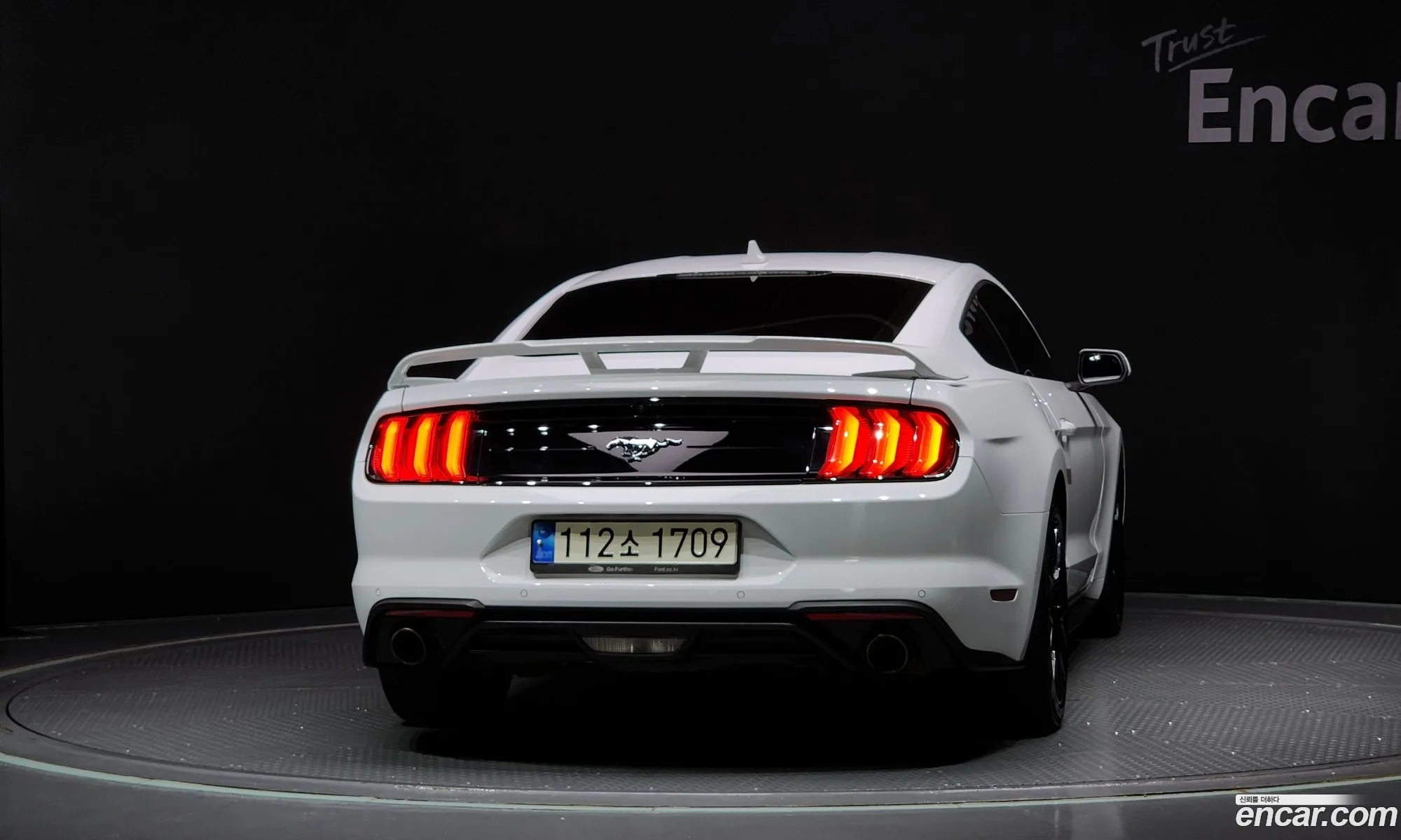 Ford Mustang 2021 — 5