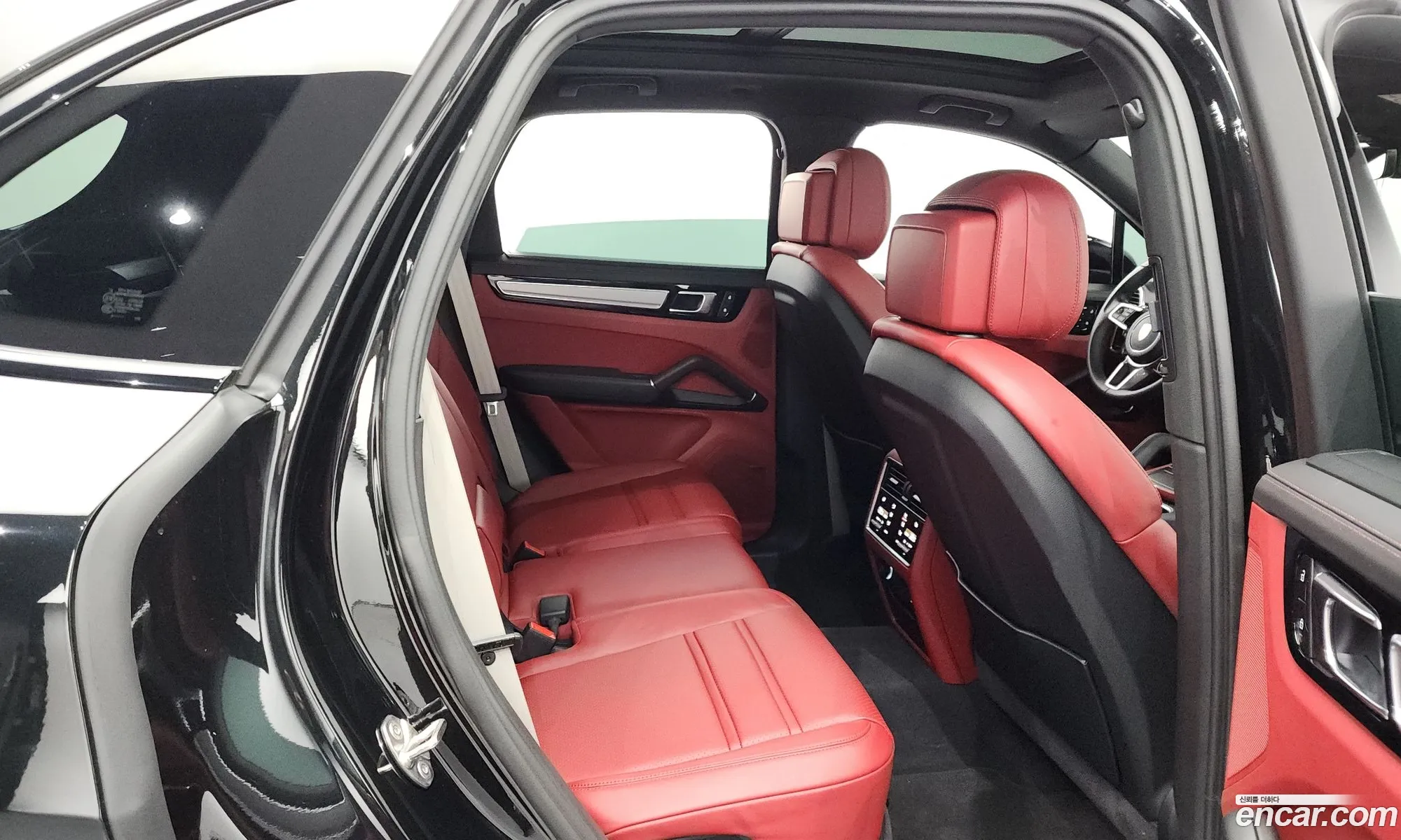 Porsche Cayenne 2023 — 12