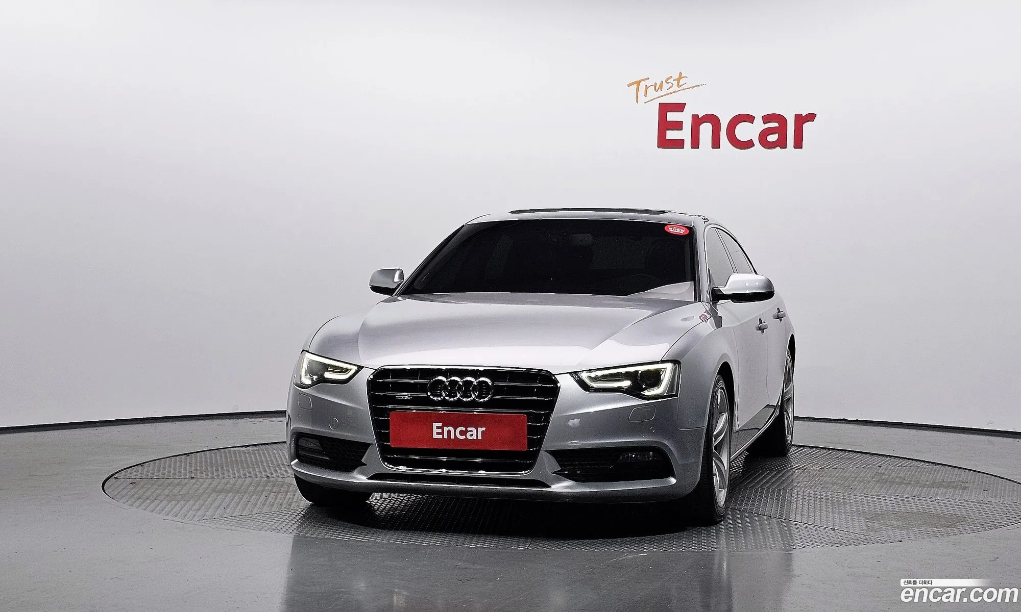 Audi A5 2014 WAUZZZ8T6FA010693 — 2